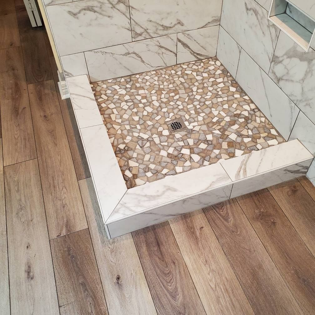  for D&J Custom Floors in Nederland, TX