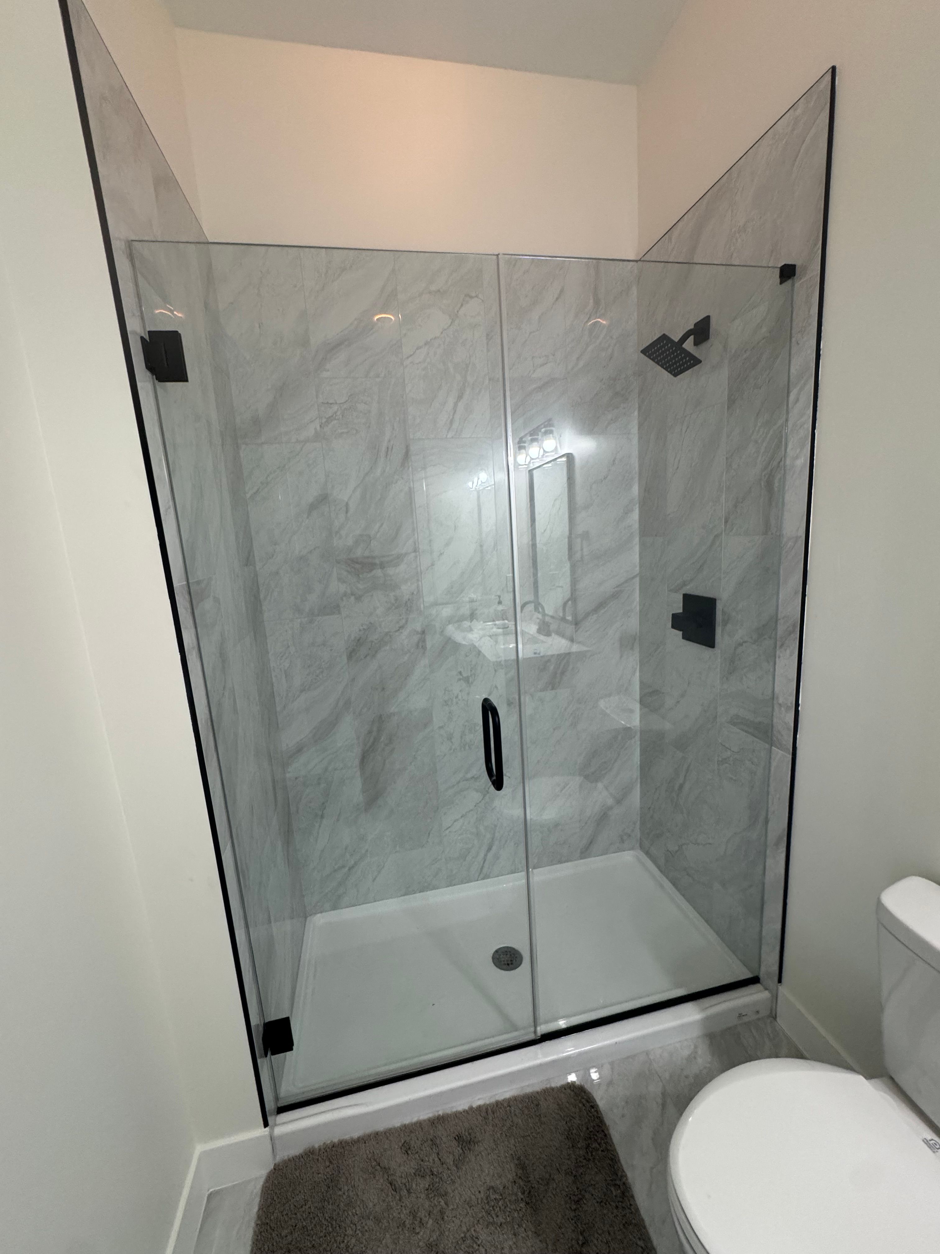 All Photos for Topline Glassworks in Overland Park, KS