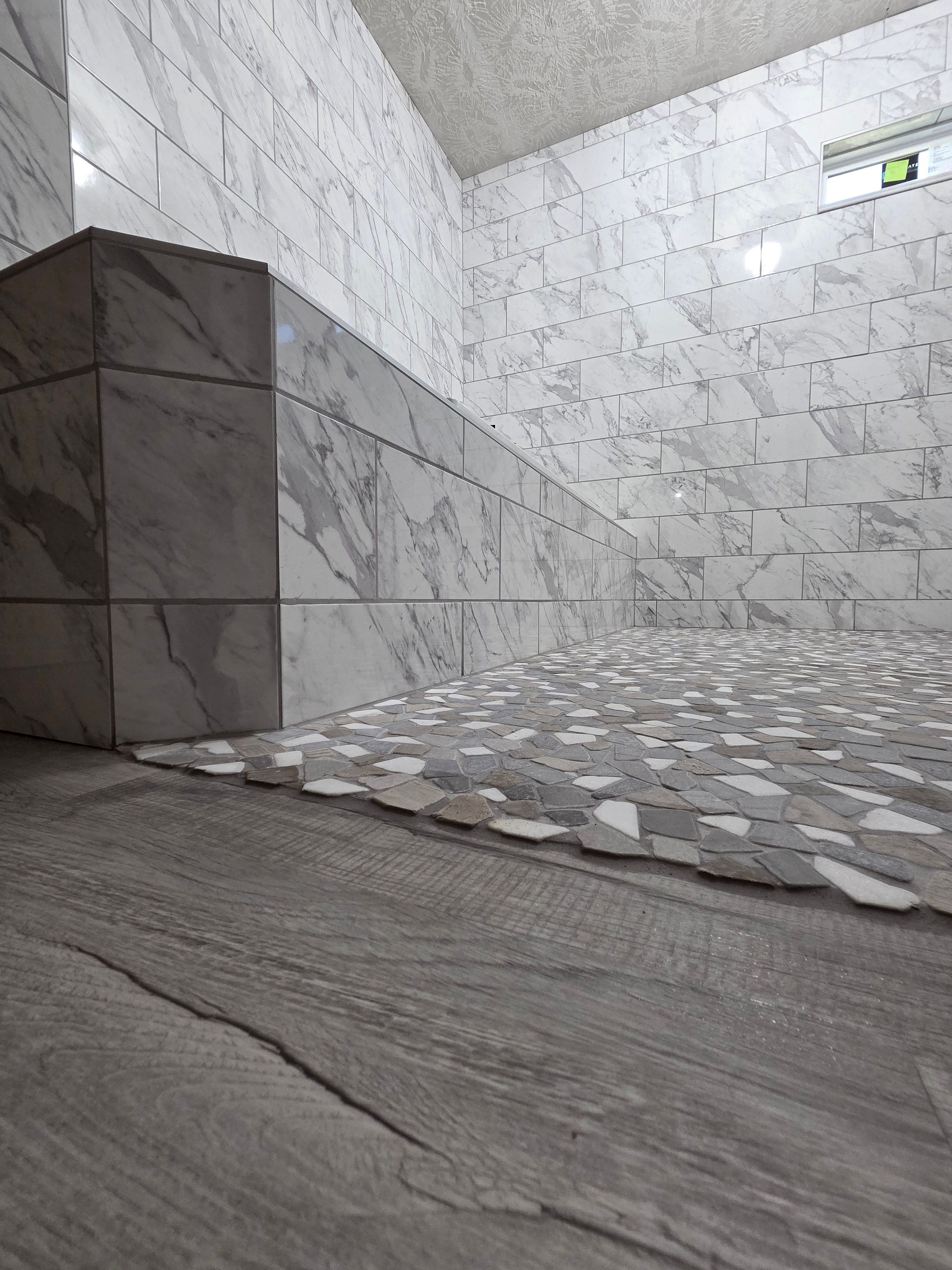  for D&J Custom Floors in Nederland, TX