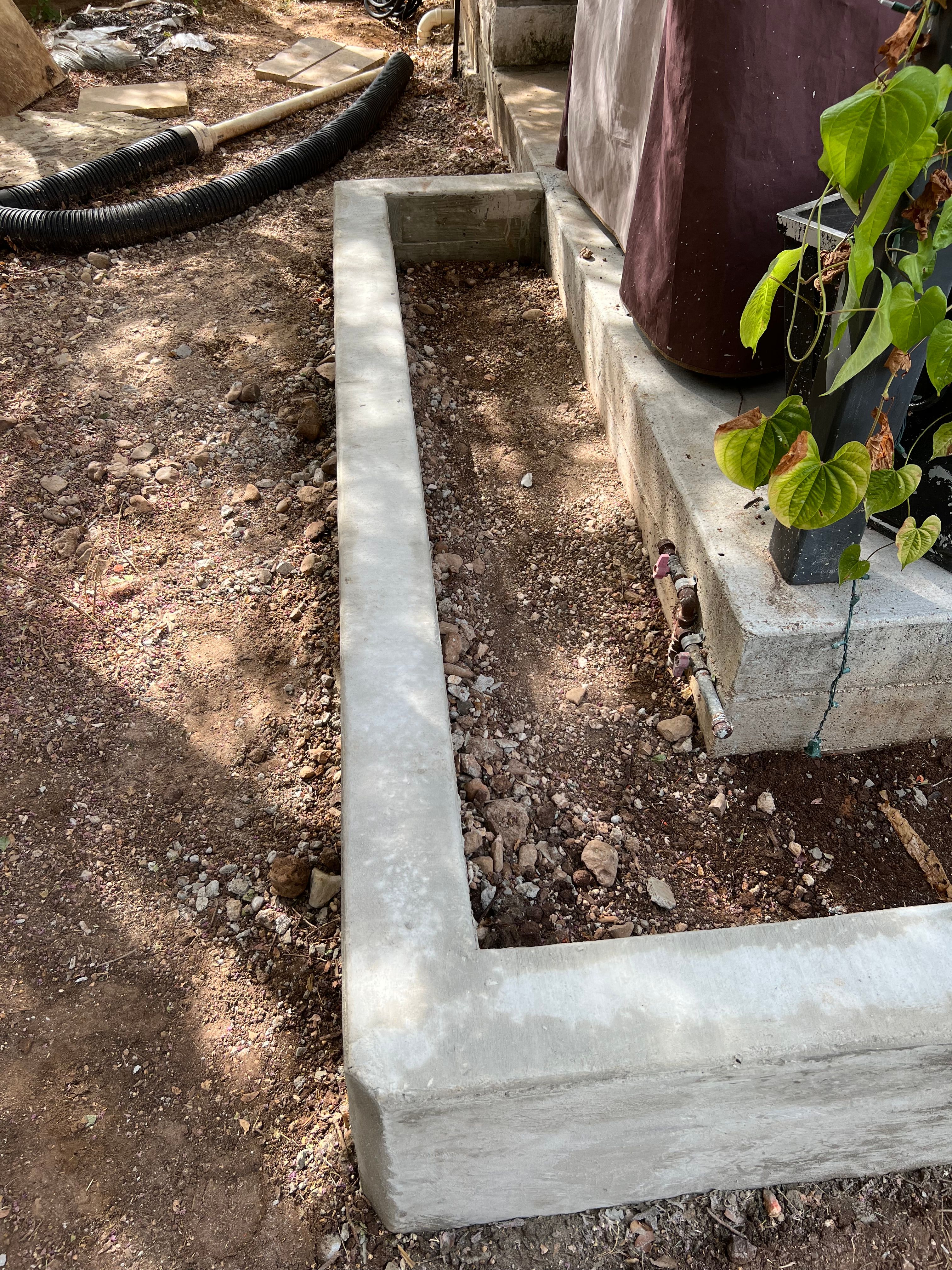  for Leo's Concrete Crew in Elgin, TX