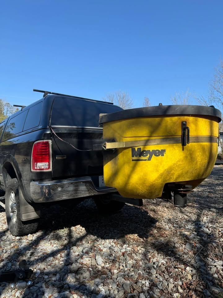 for Three Rivers Dirt Works LLC in Knoxville, TN