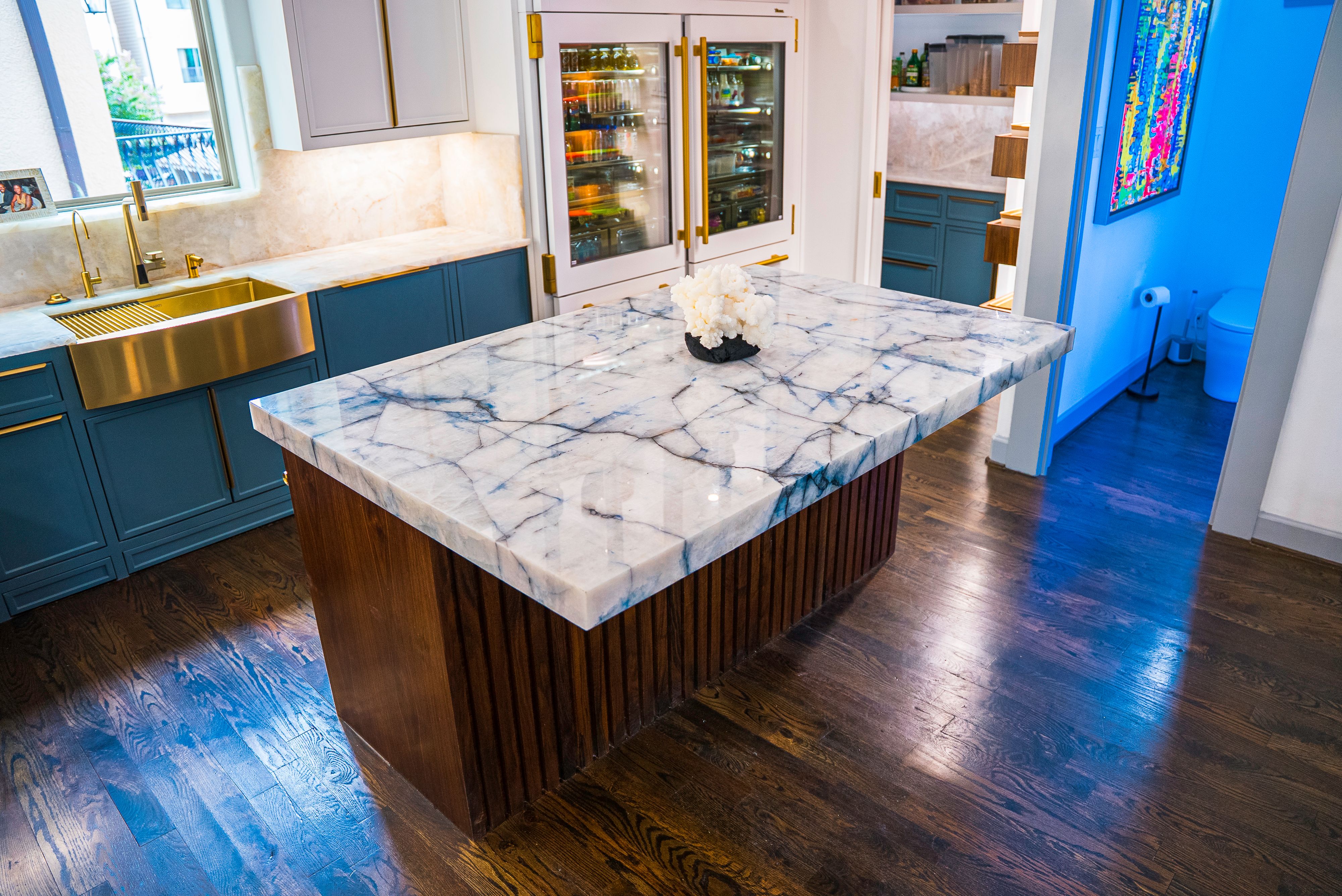  for Luxurious Construction LLC in Houston, TX