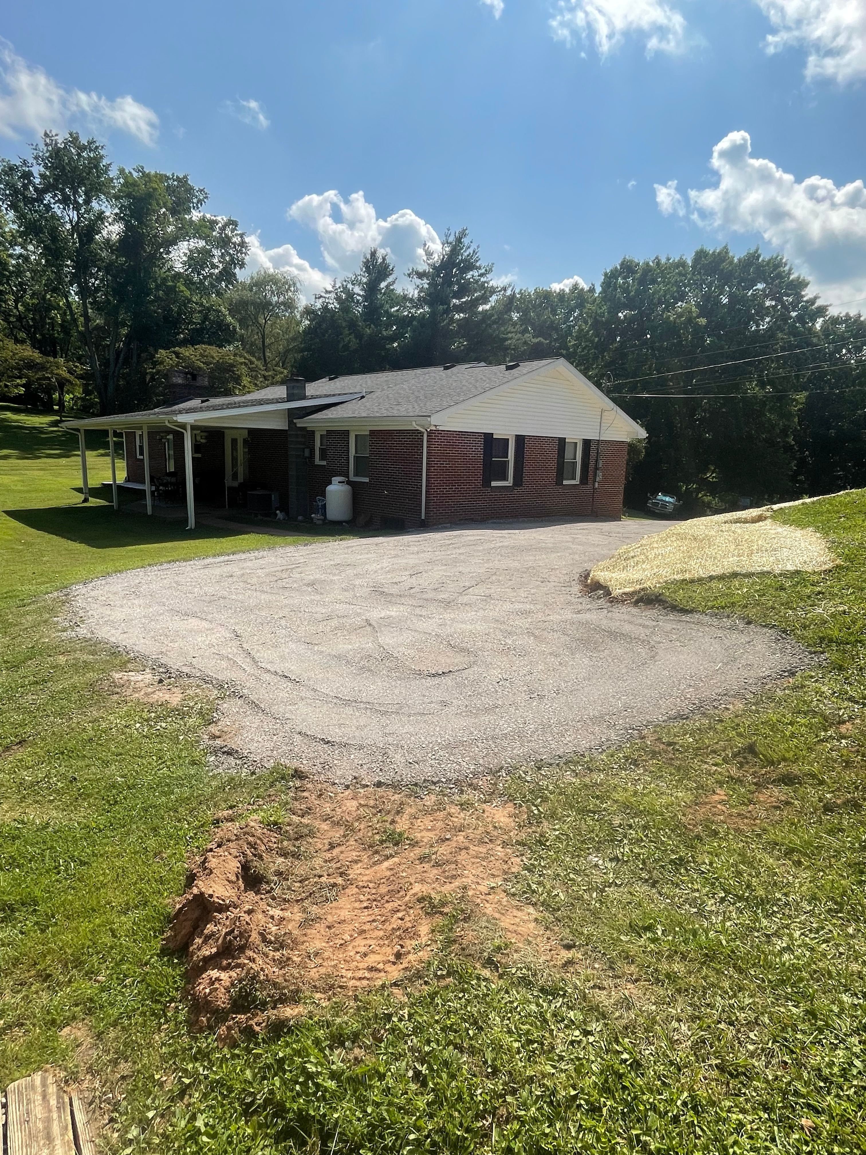  for Simmons Brothers Investments in Pounding Mill, VA