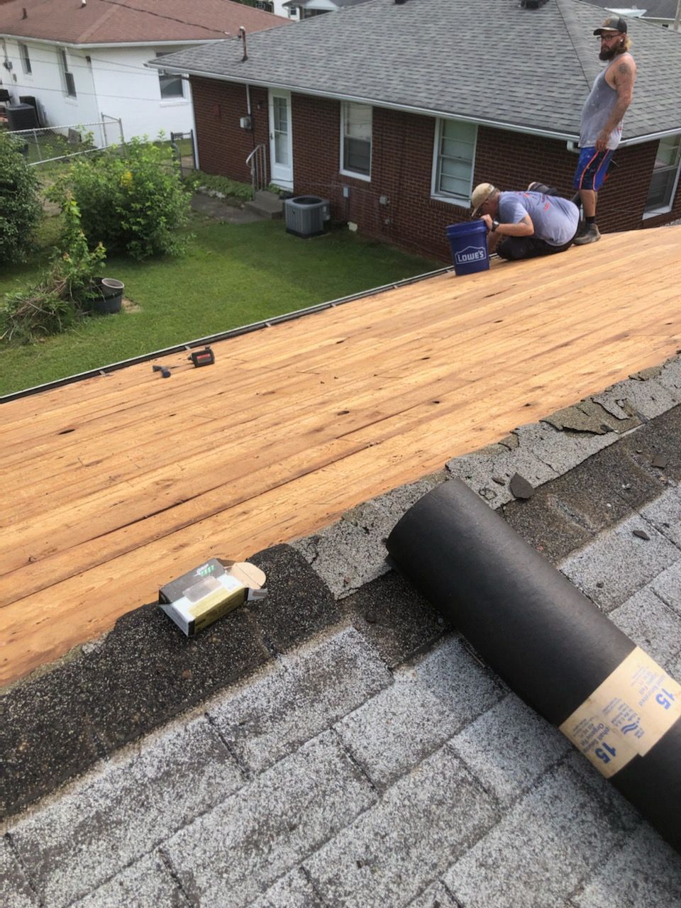 Roof Installation and Repair for E and C Handyman and Construction in Owensboro, KY