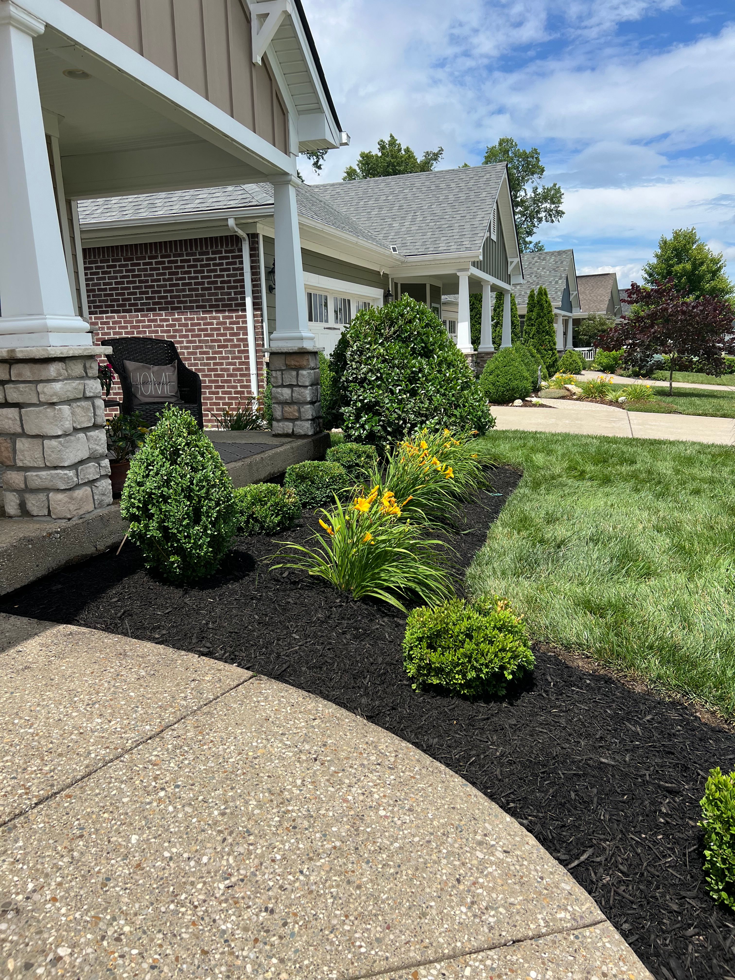  for Full Service Landscaping in Louisville, KY