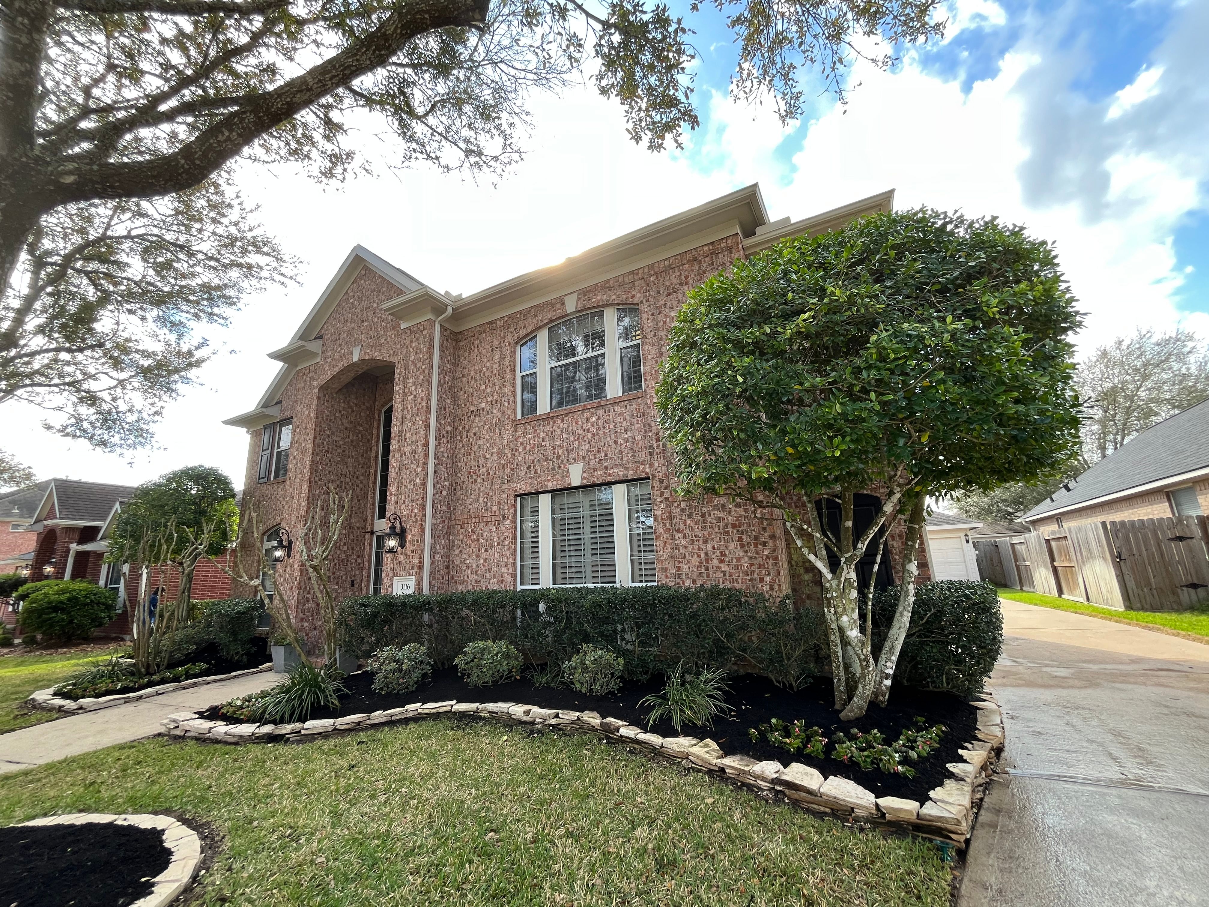  for Garza Lawncare & Tree Service in Pearland, TX