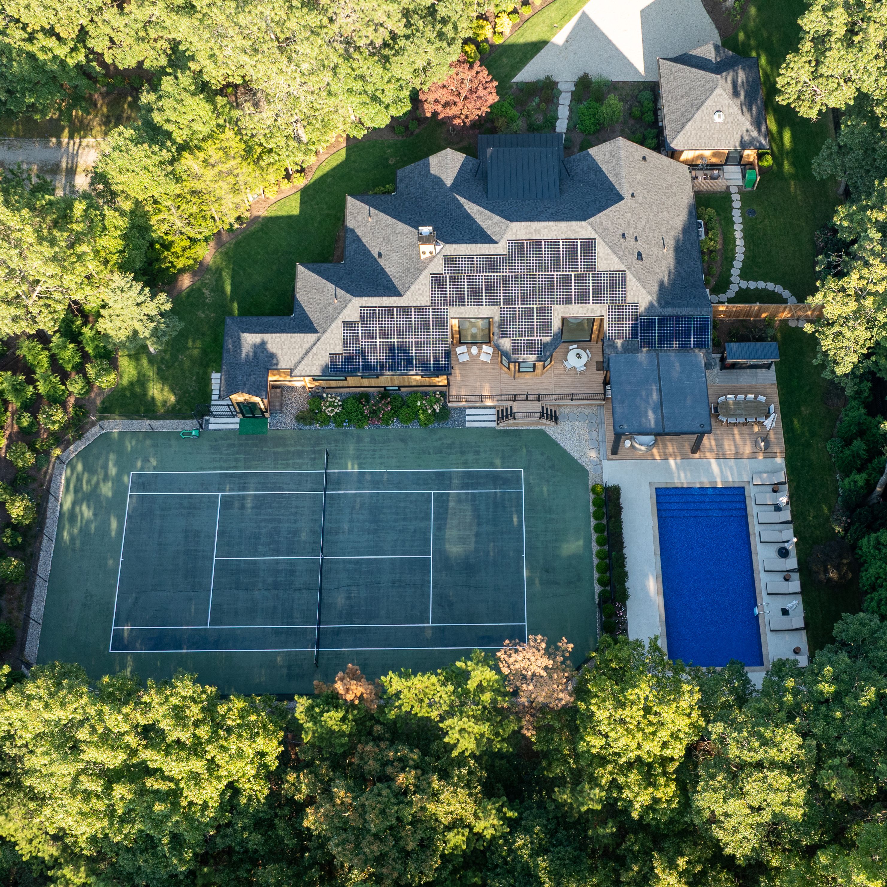  for Make It Right Contracting in East Hampton, NY