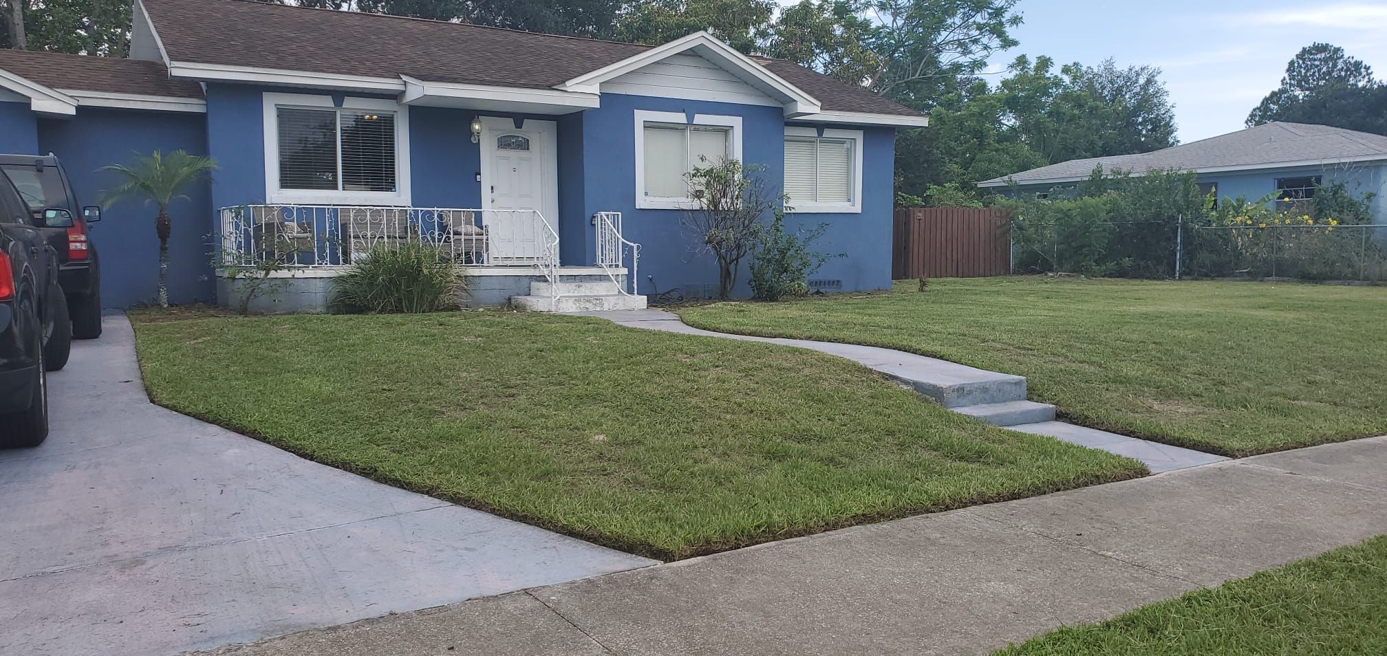  for 1 Friendly Lawn Service in Tampa, FL