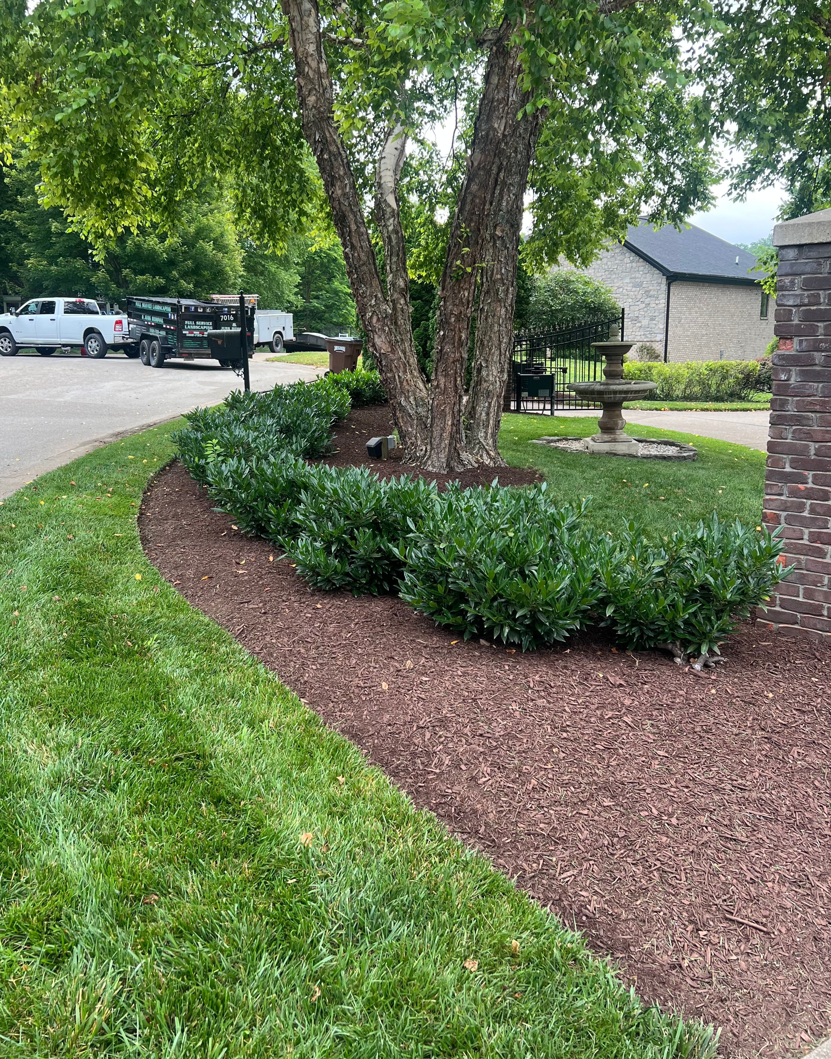  for Full Service Landscaping in Louisville, KY