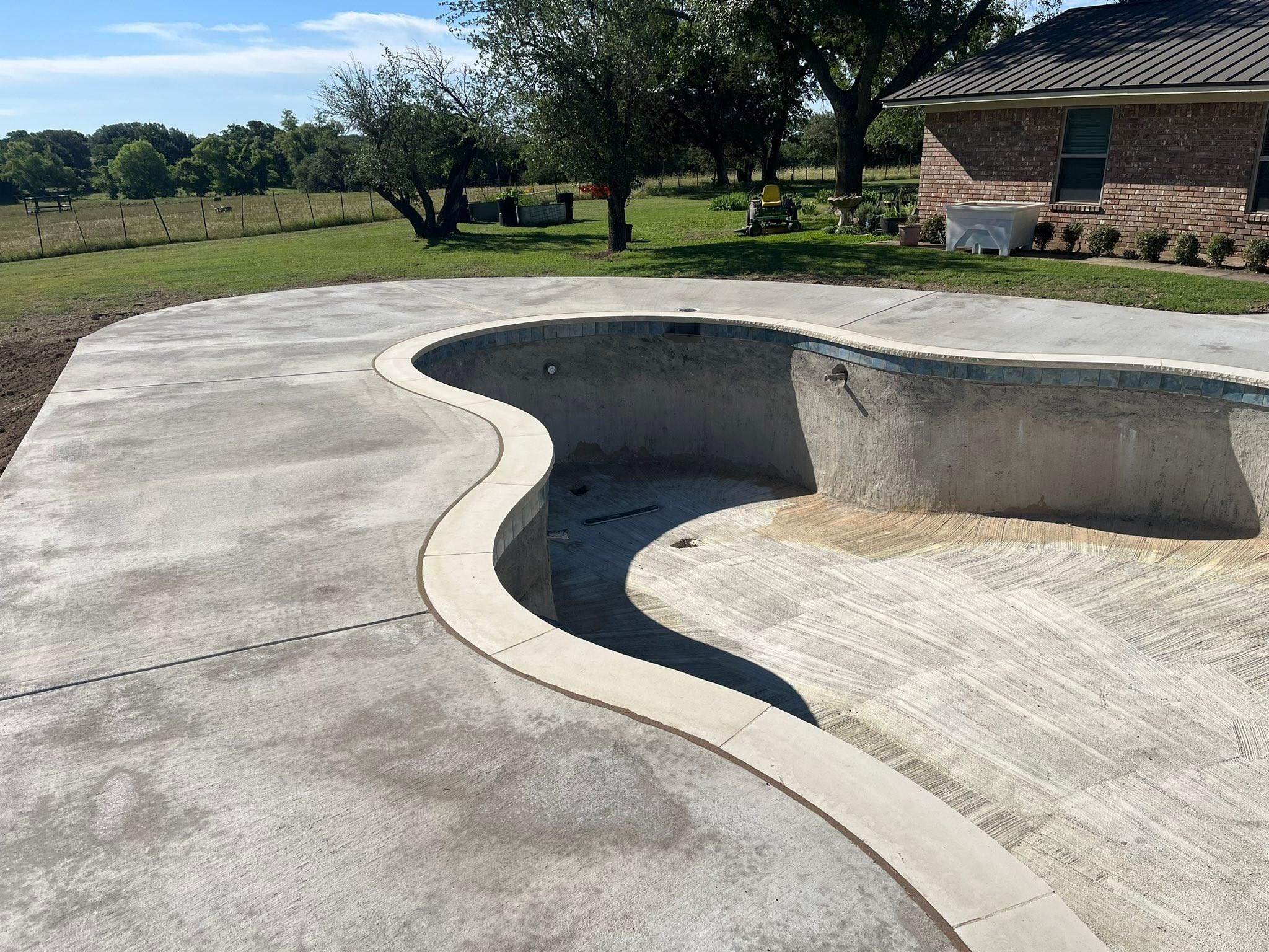  for JP Pools in Gatesville, TX