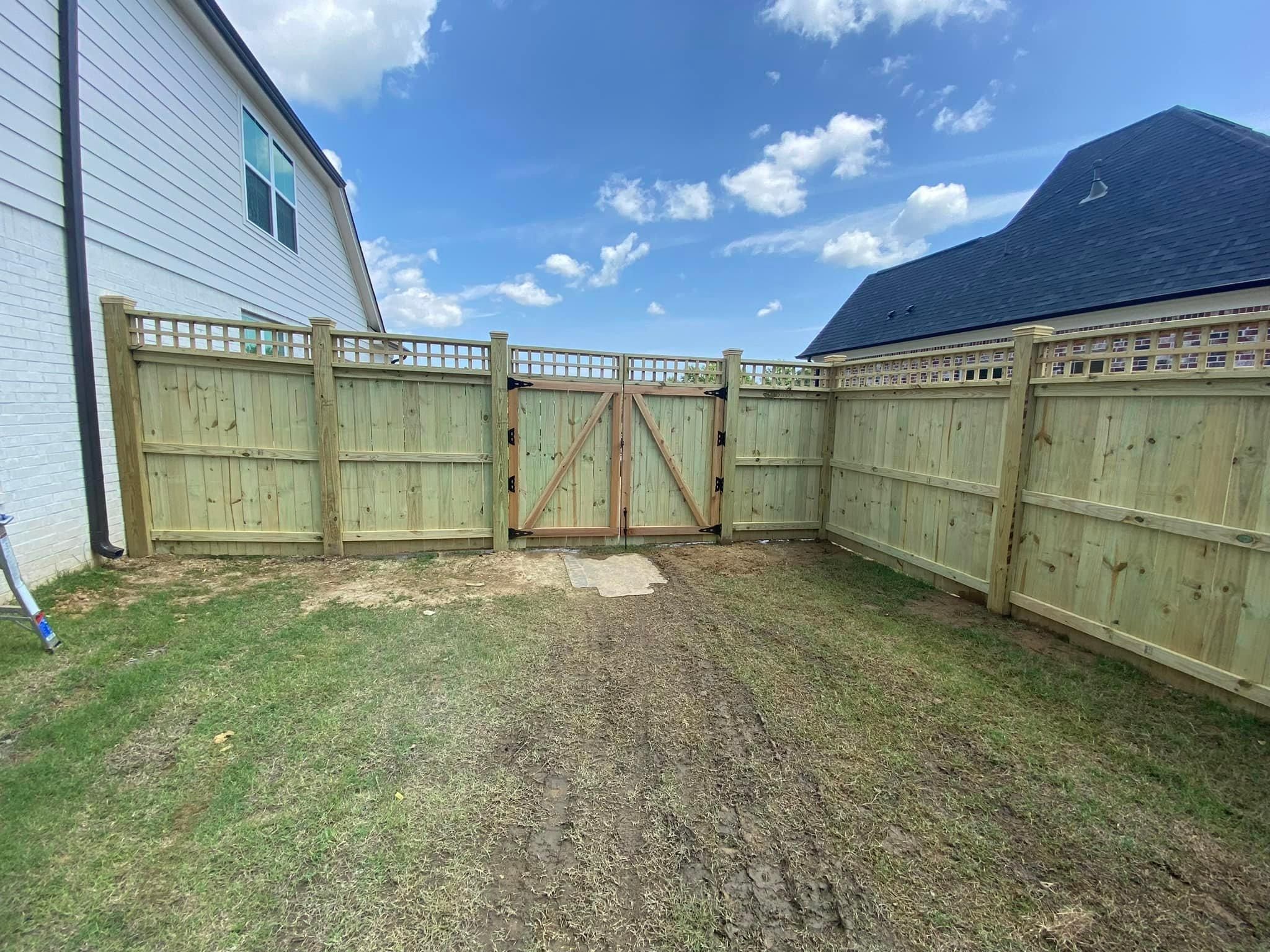  for Manning Fence, LLC in Hernando, MS