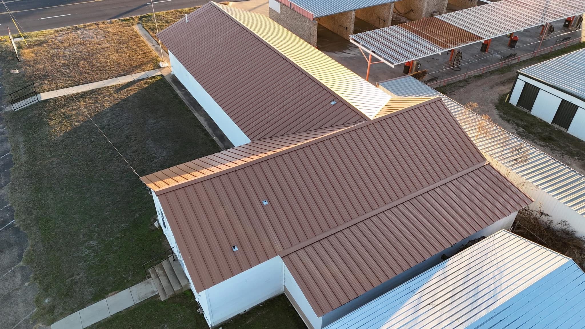 Metal roofs  for Barcenas Roofing & Remodeling in San Saba, TX