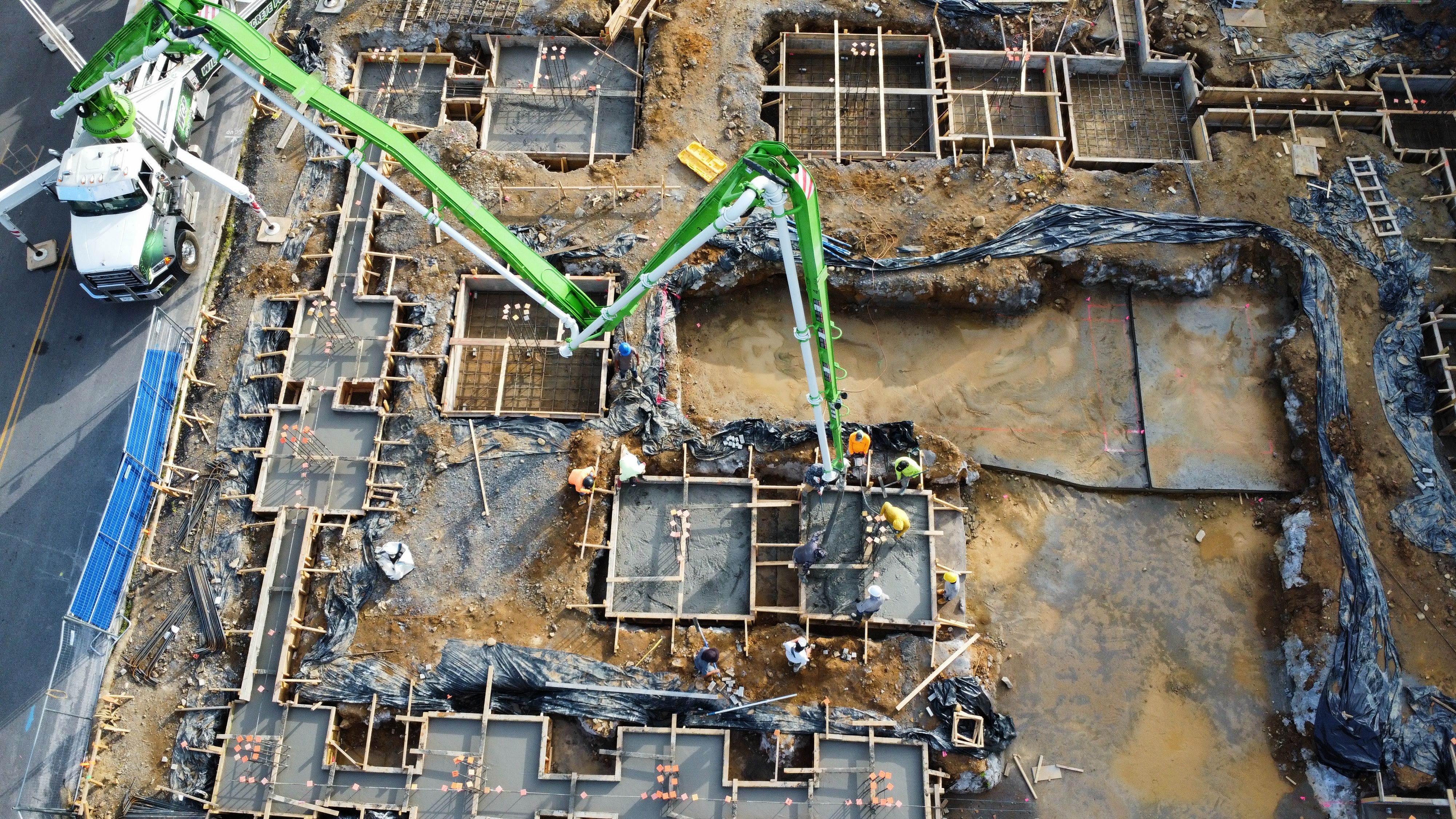  for HR Concrete Solutions LLC in Gatlinburg, TN