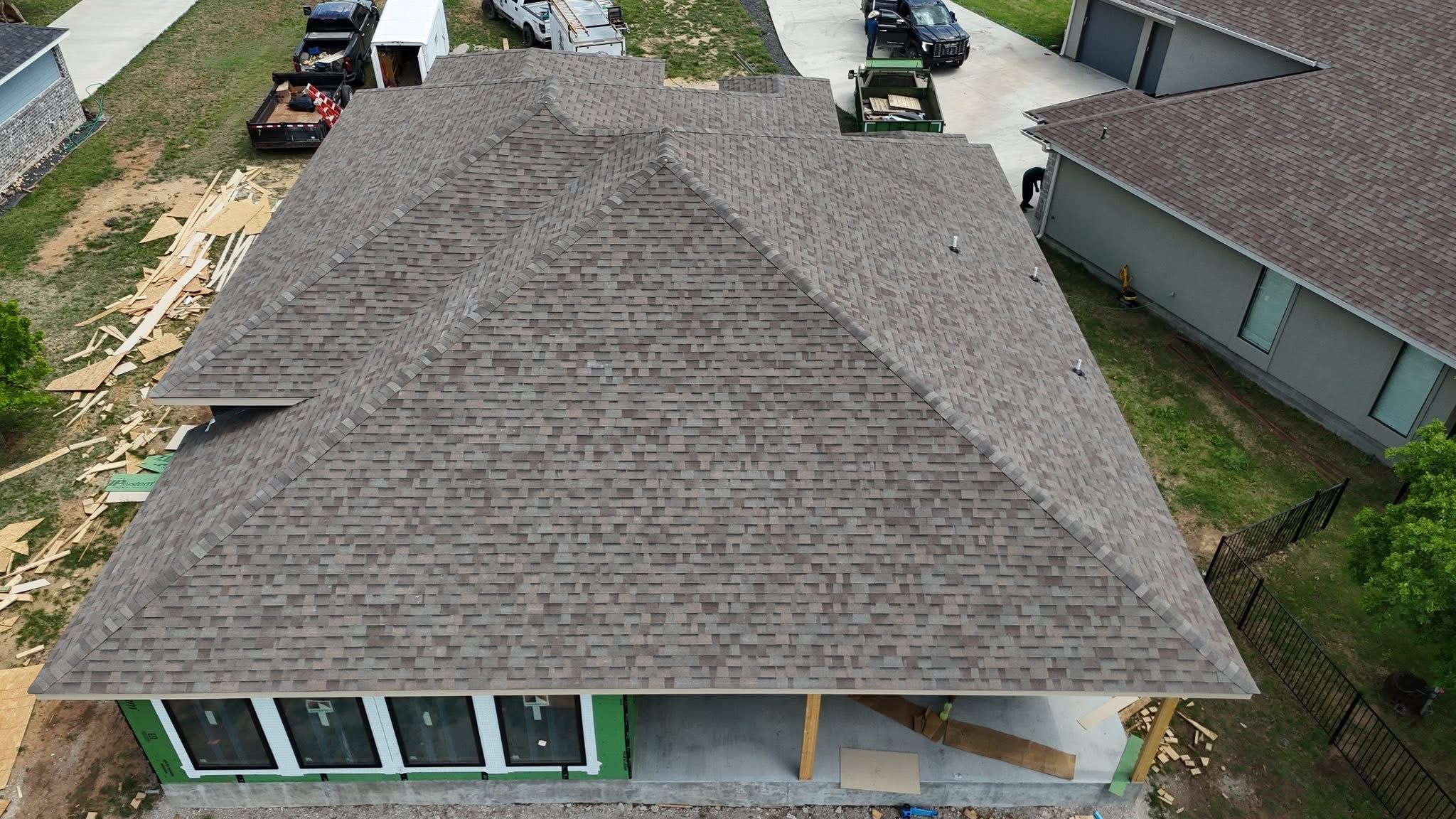 Shingle Roofs  for Barcenas Roofing & Remodeling in San Saba, TX