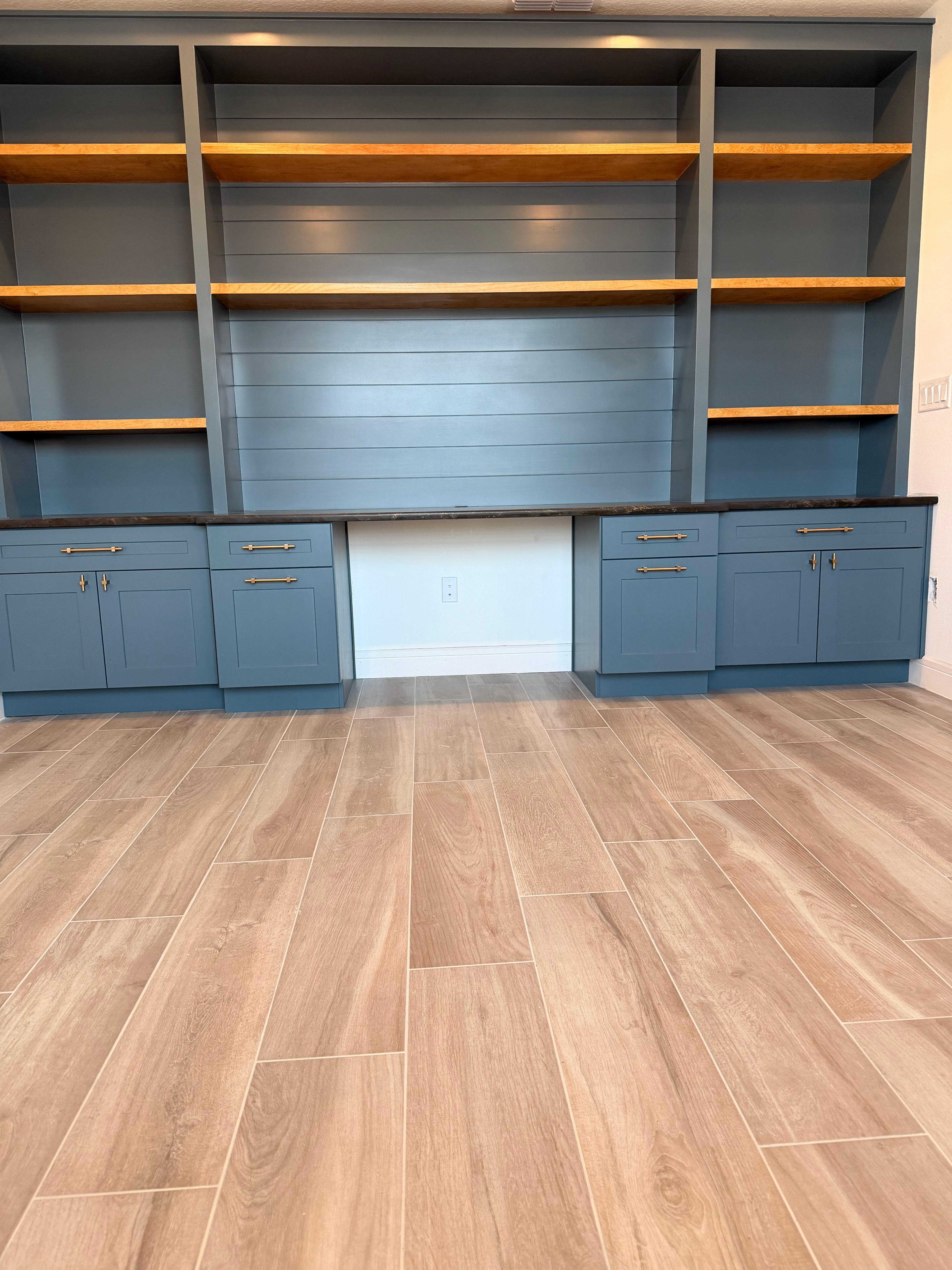  for MJ'S TRIM INC. in Orlando, FL