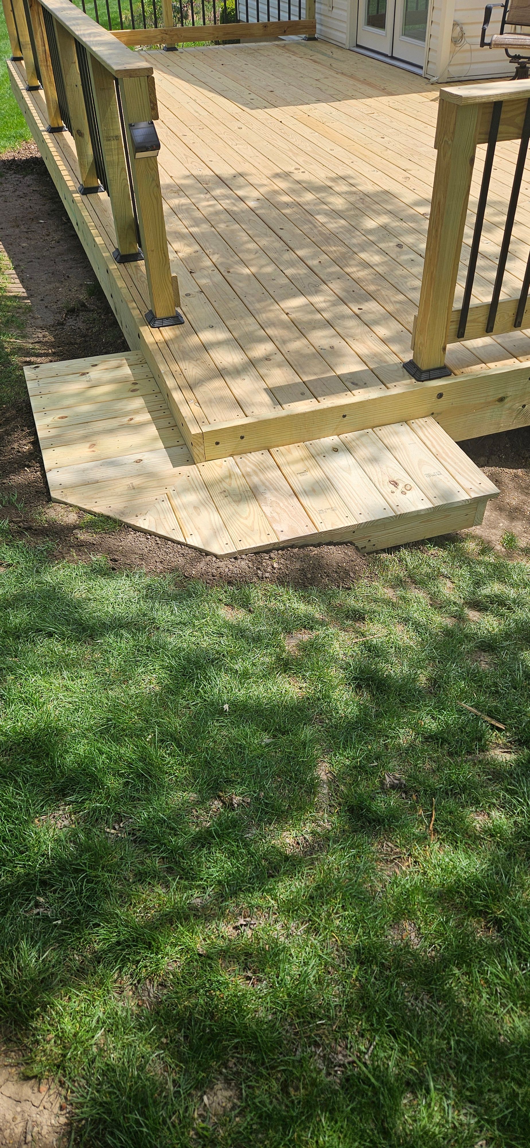 Deck Resurfacing for Upright Concrete Construction LLC in Plain City, OH