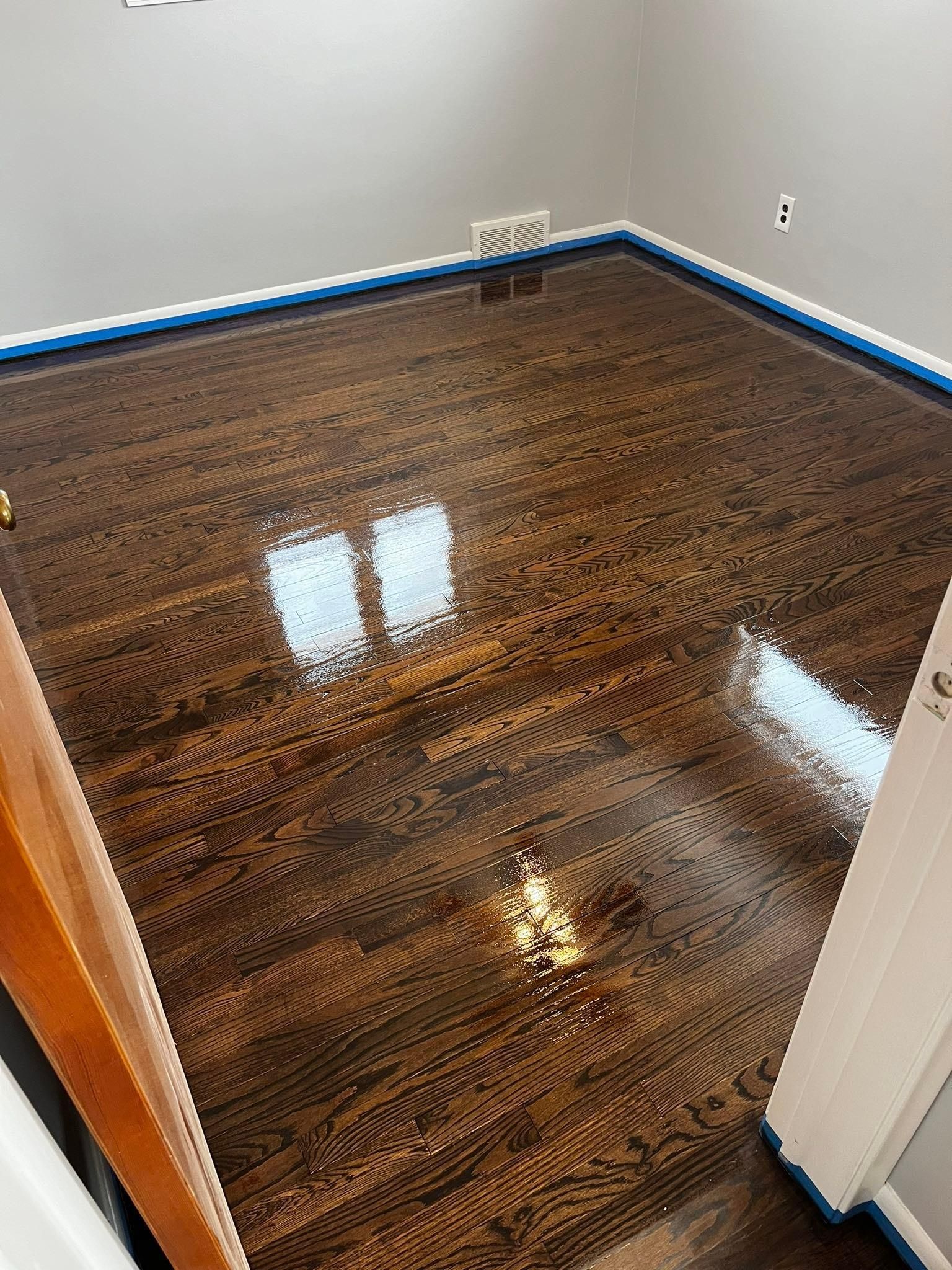 All Photos for Kozlowski’s Hardwood Floor Refinishing in Flat Rock, Michigan