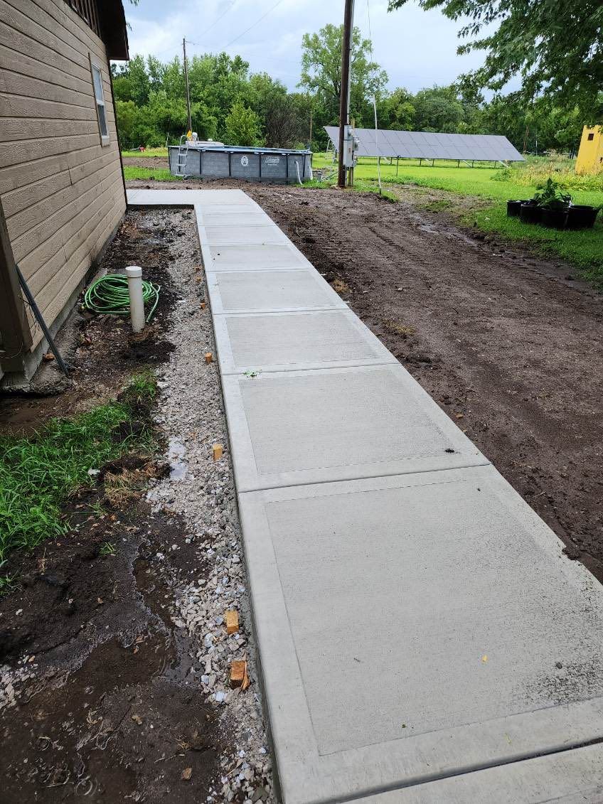  for Hyatt Constructions in Buckner, MO