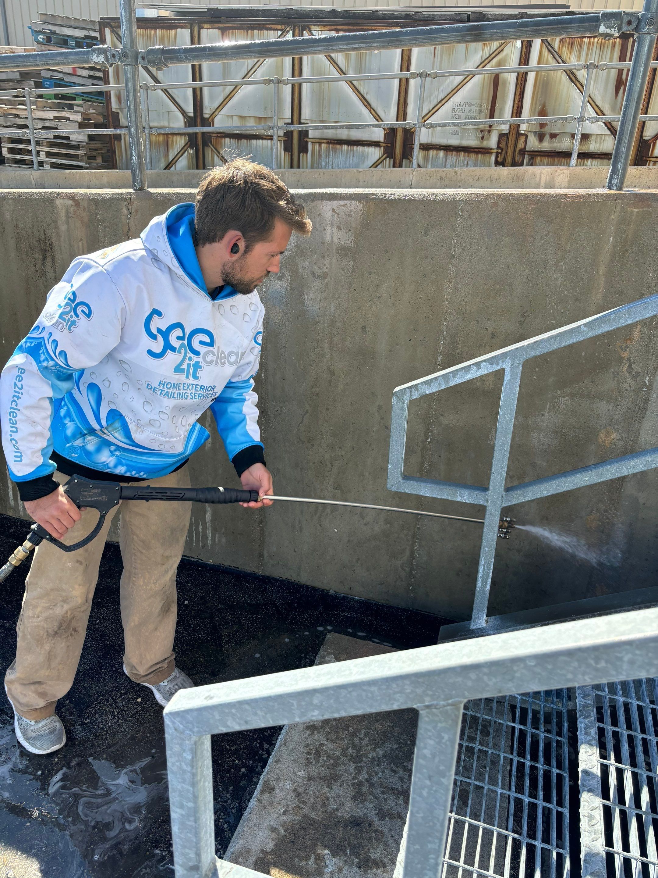  for See2it Clean in St Louis, MO