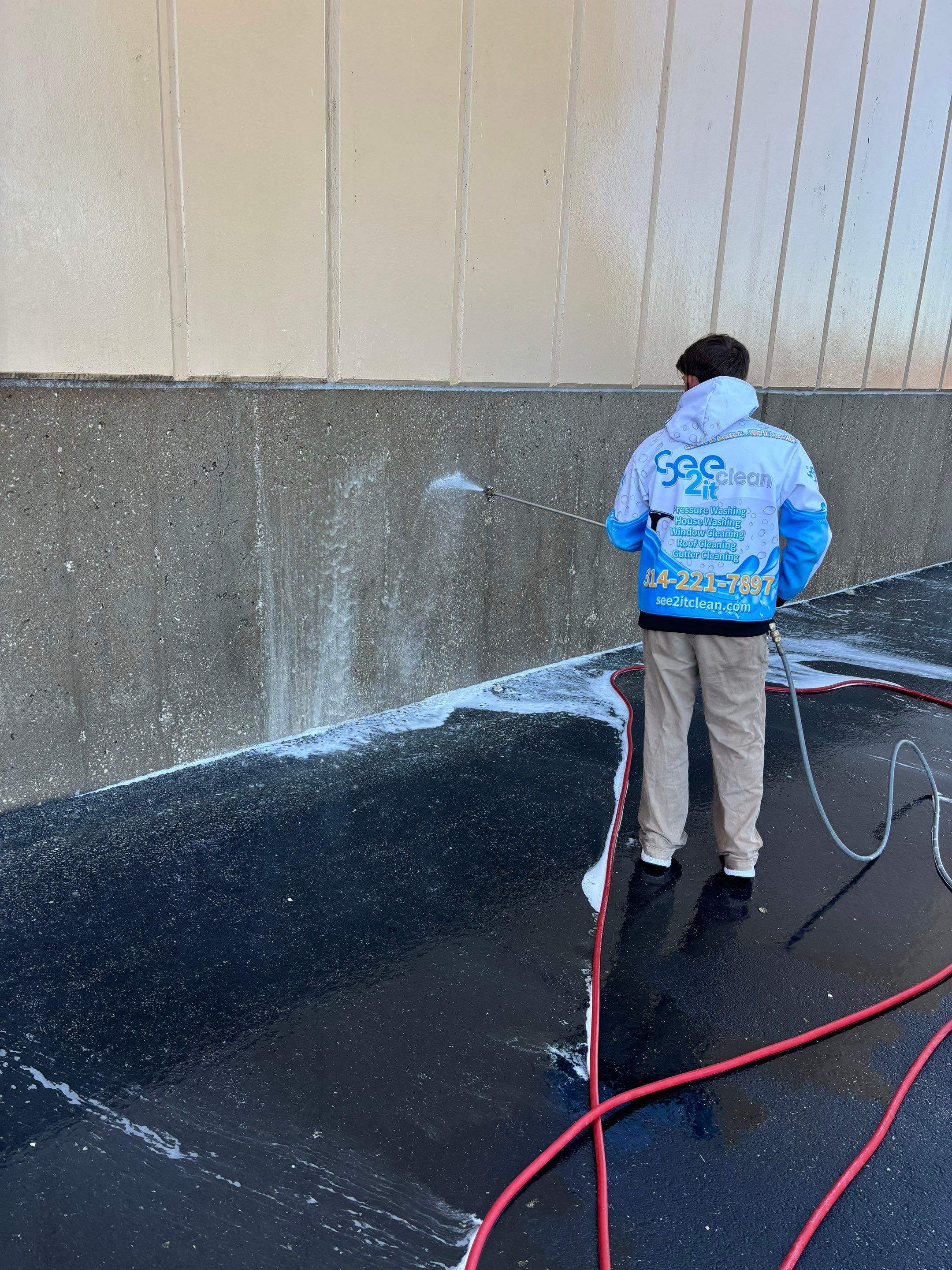  for See2it Clean in St Louis, MO