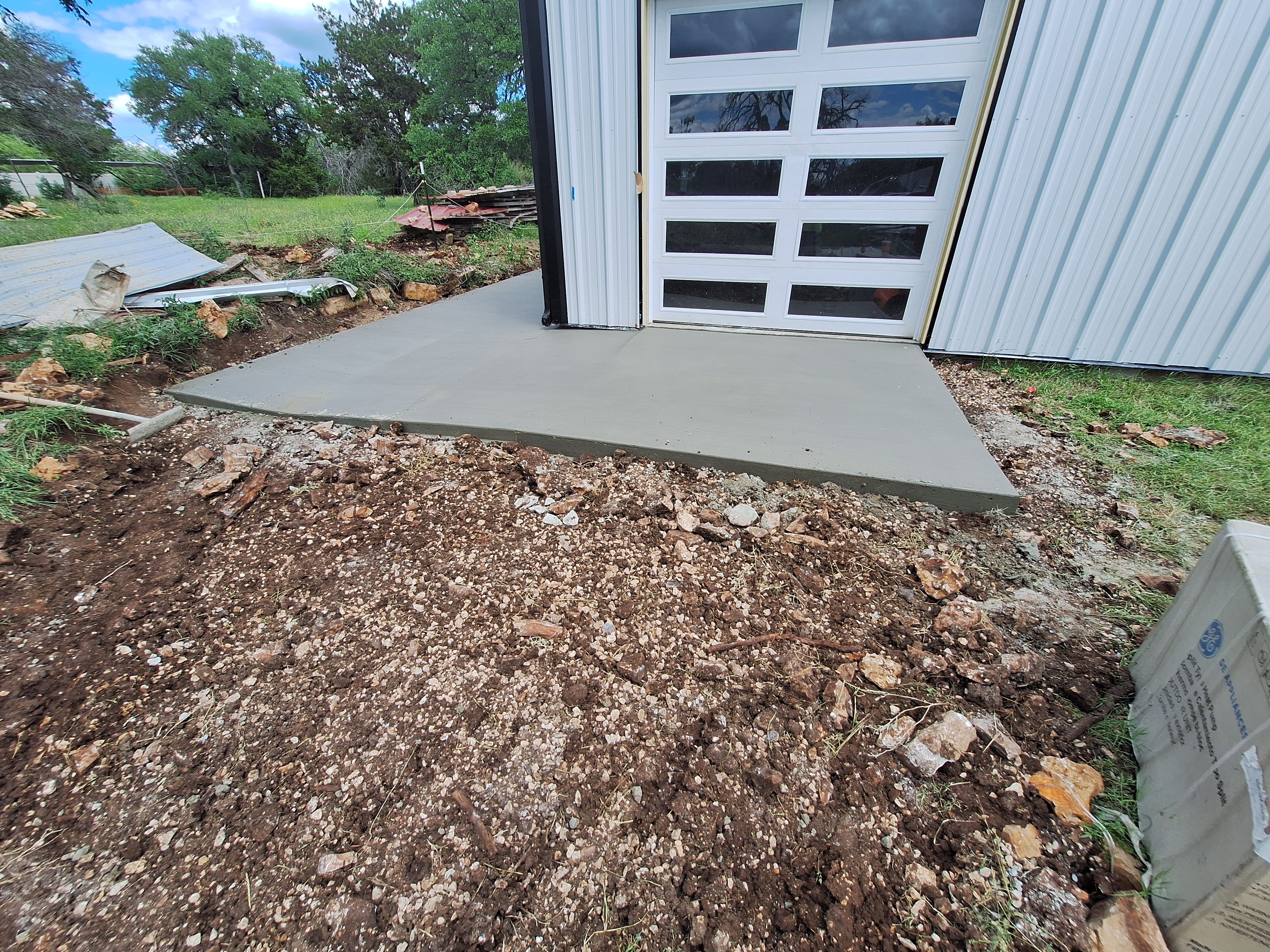  for Leo's Concrete Crew in Elgin, TX