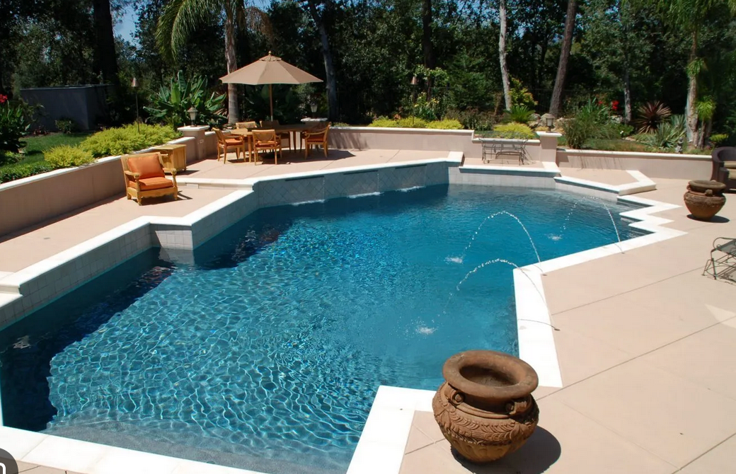  for Blue Bay Pools in Tampa, FL