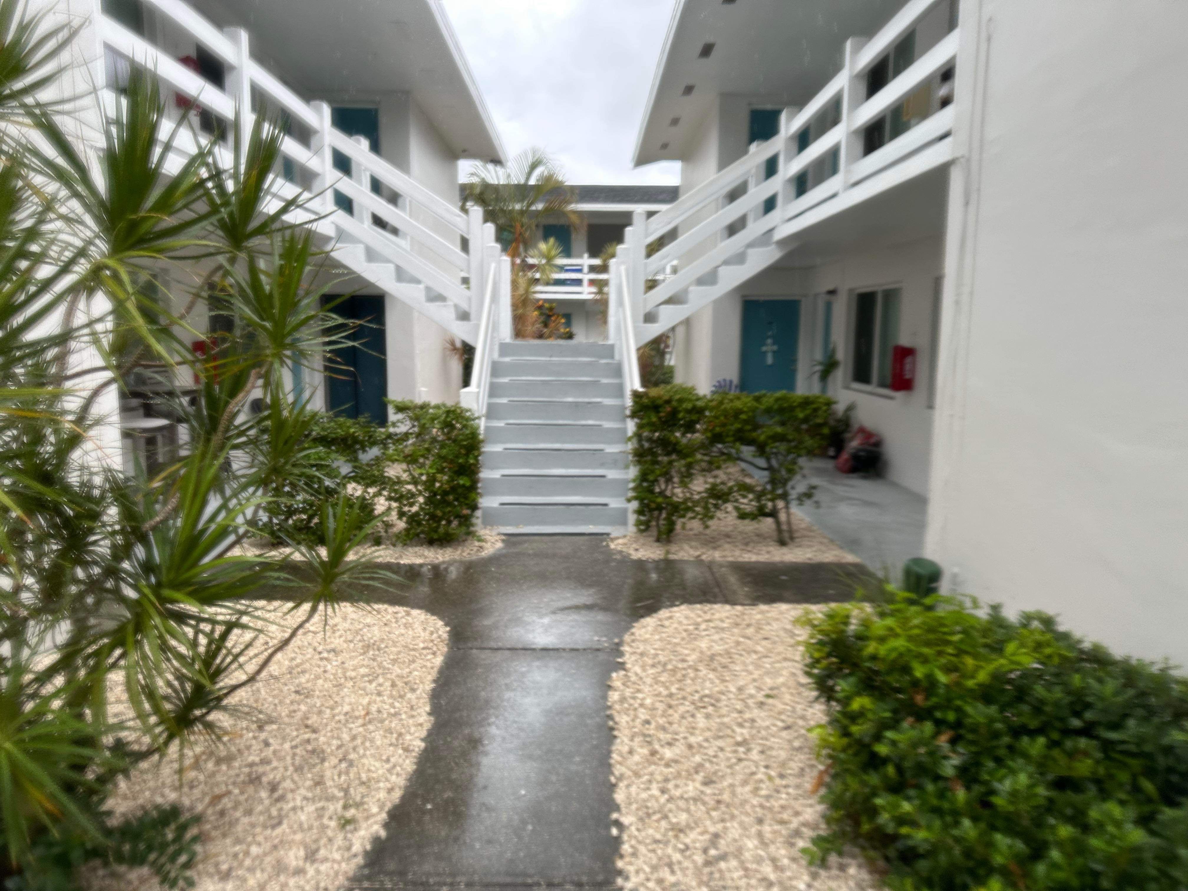  for Space Coast Property Maintenance and Management LLC in Melbourne, FL