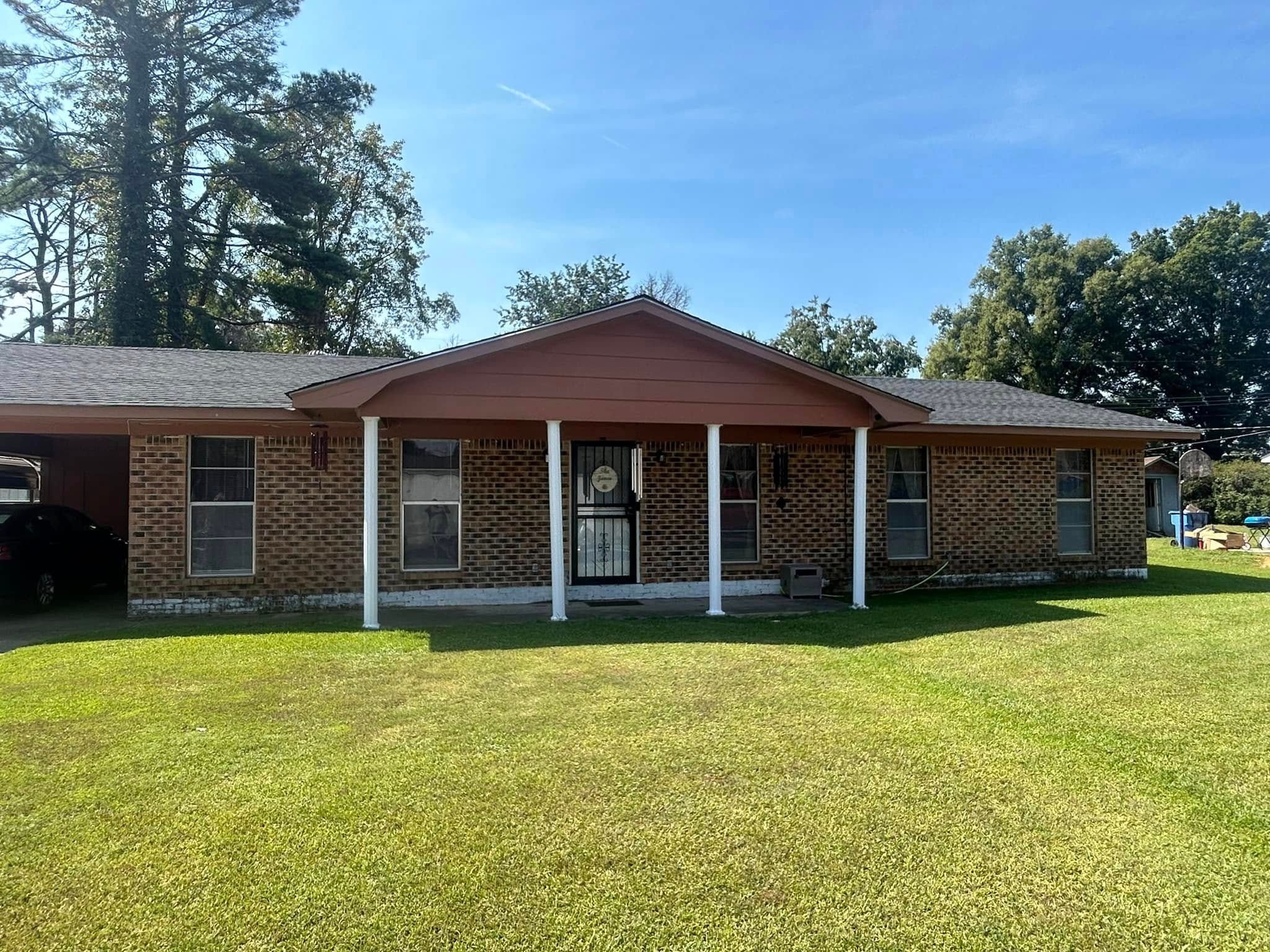  for Well Hung Windows & More in Hot Springs, AR