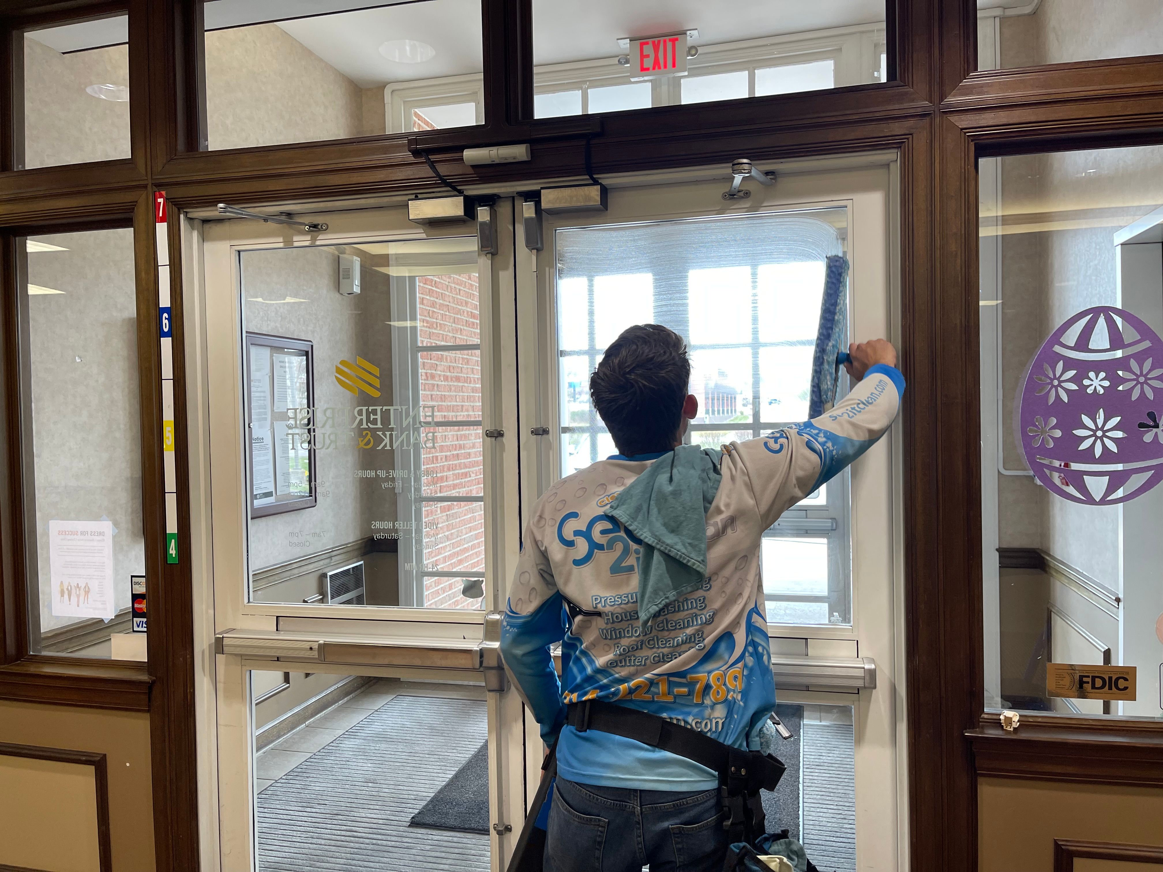  for See2it Clean in St Louis, MO