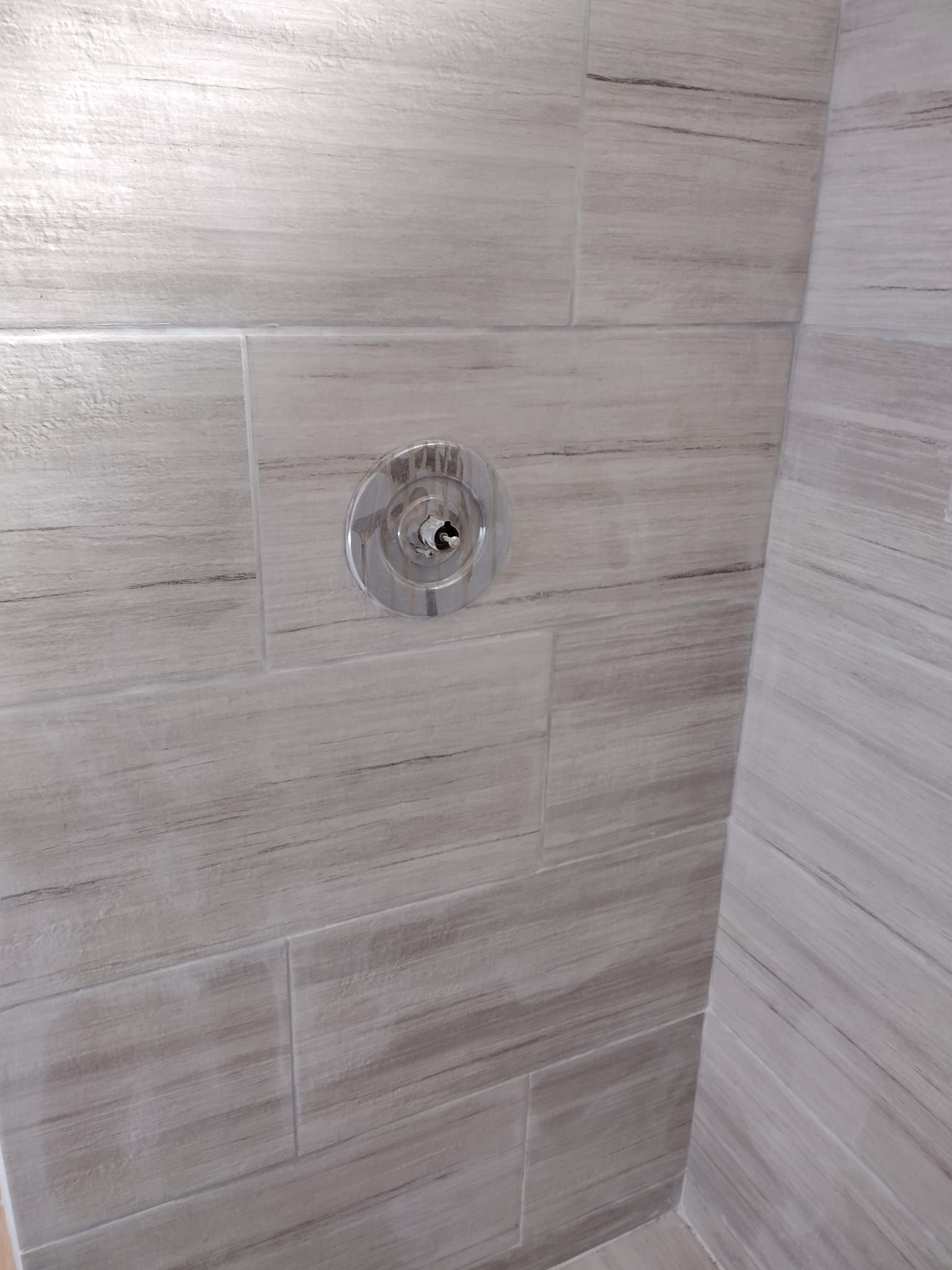  for JR's Tile professional installation in San Bernardino County, CA