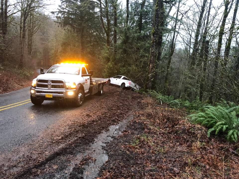 All Photos for New's Towing in Sandy, OR