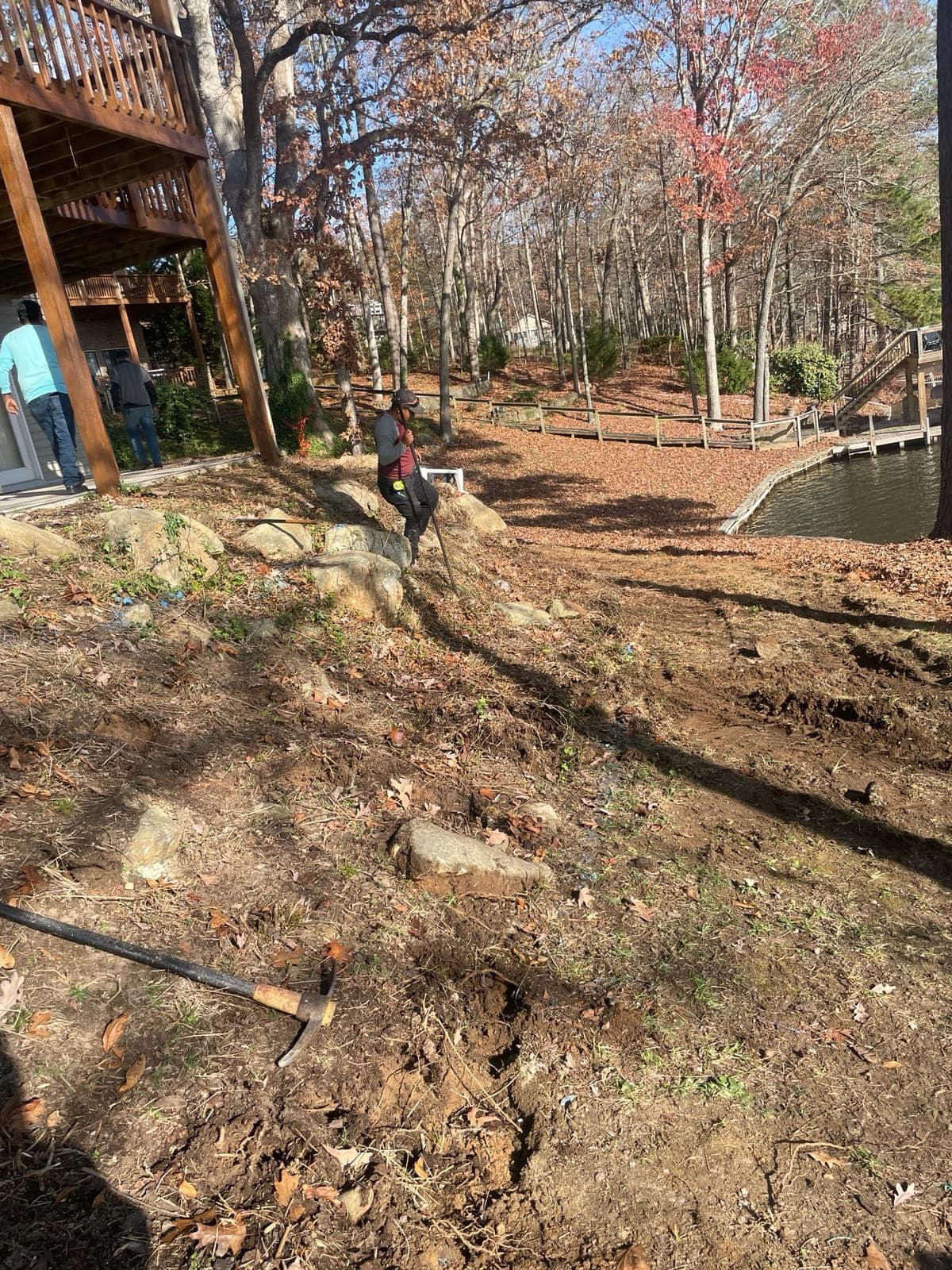 Tree Removal for Rosales Landscaping LLC in Lake Gaston, North Carolina