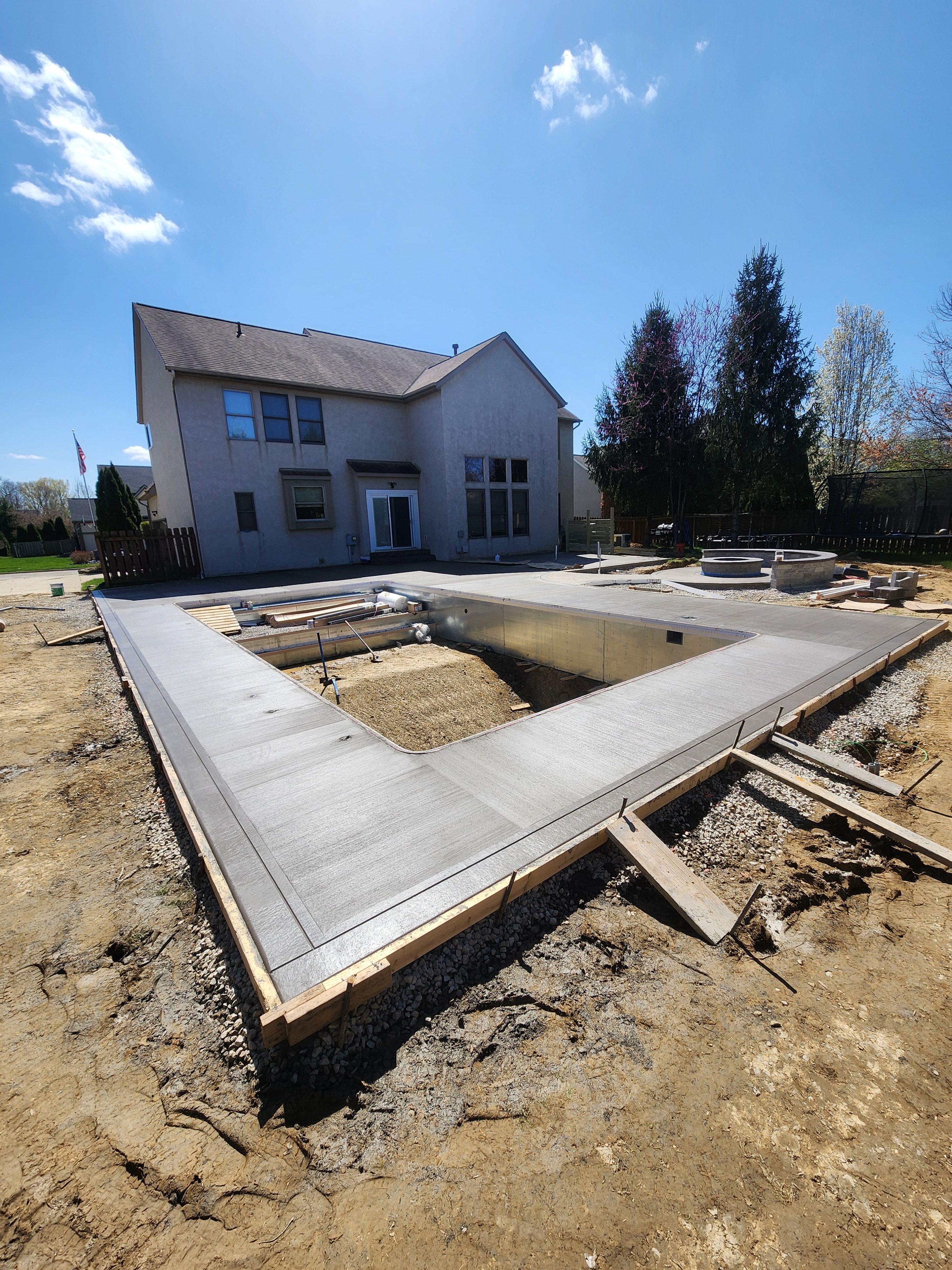  for New Edge Concrete in Mount Vernon, OH