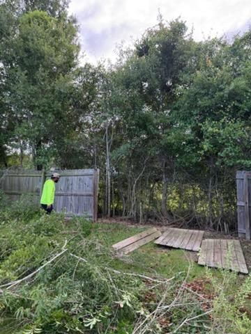  for Forrest Fencing in Pensacola, FL