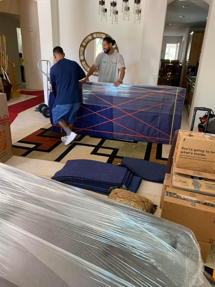  for Hugo’s Affordable Moving Labor in San Diego, CA
