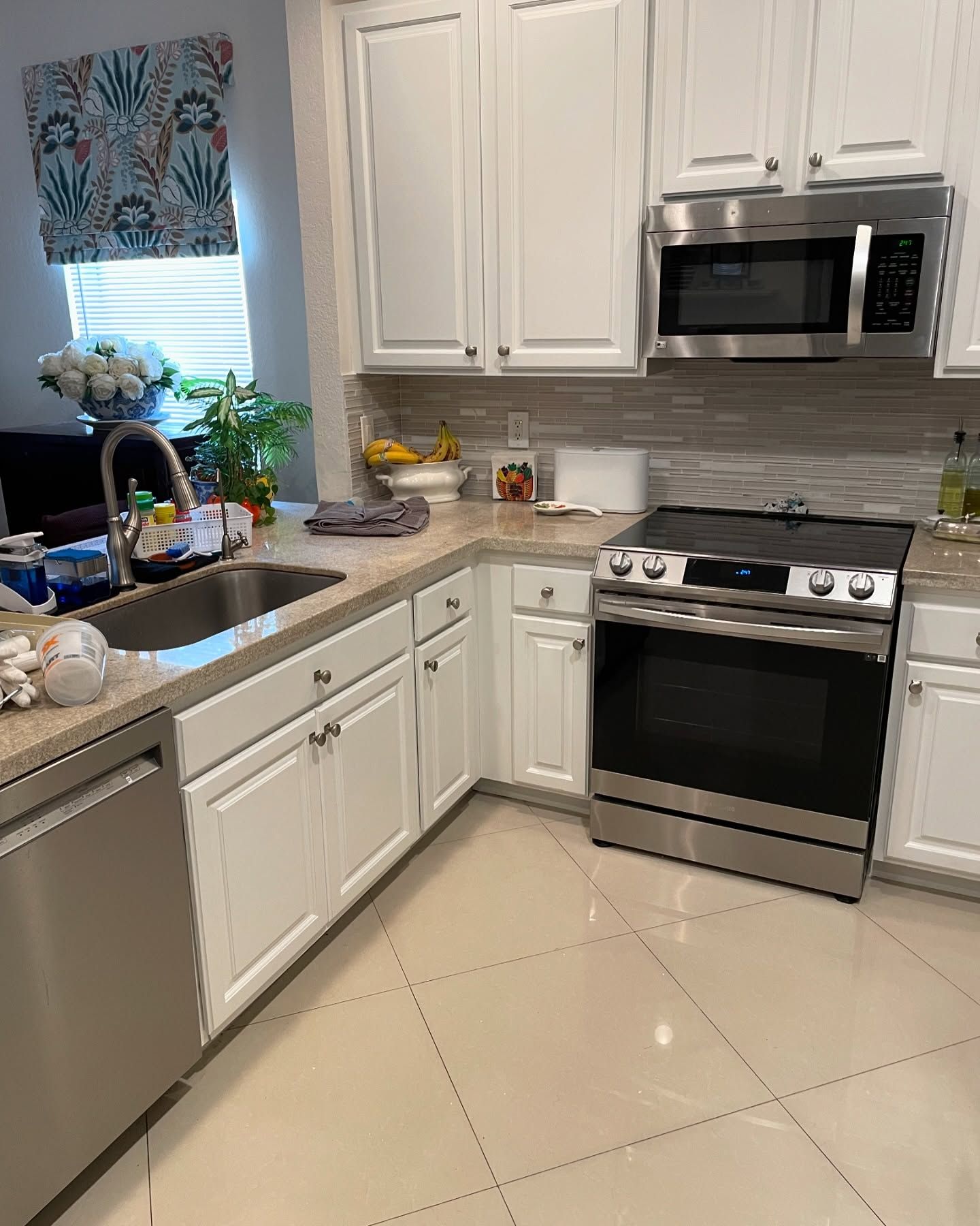  for J & J Refinishing in Fort Lauderdale,  FL