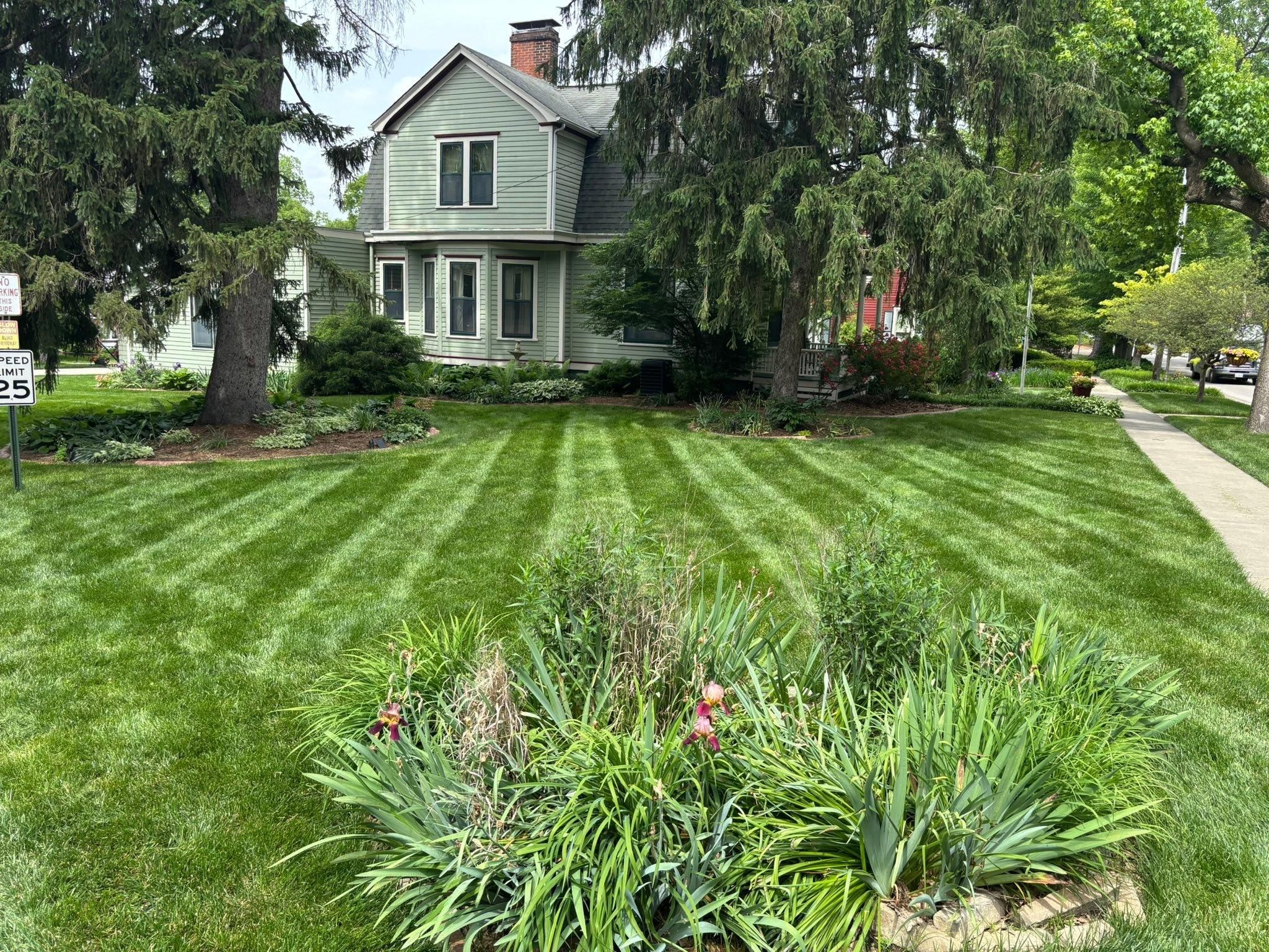  for Andrew's Lawn Service LLC in Lebanon, IL