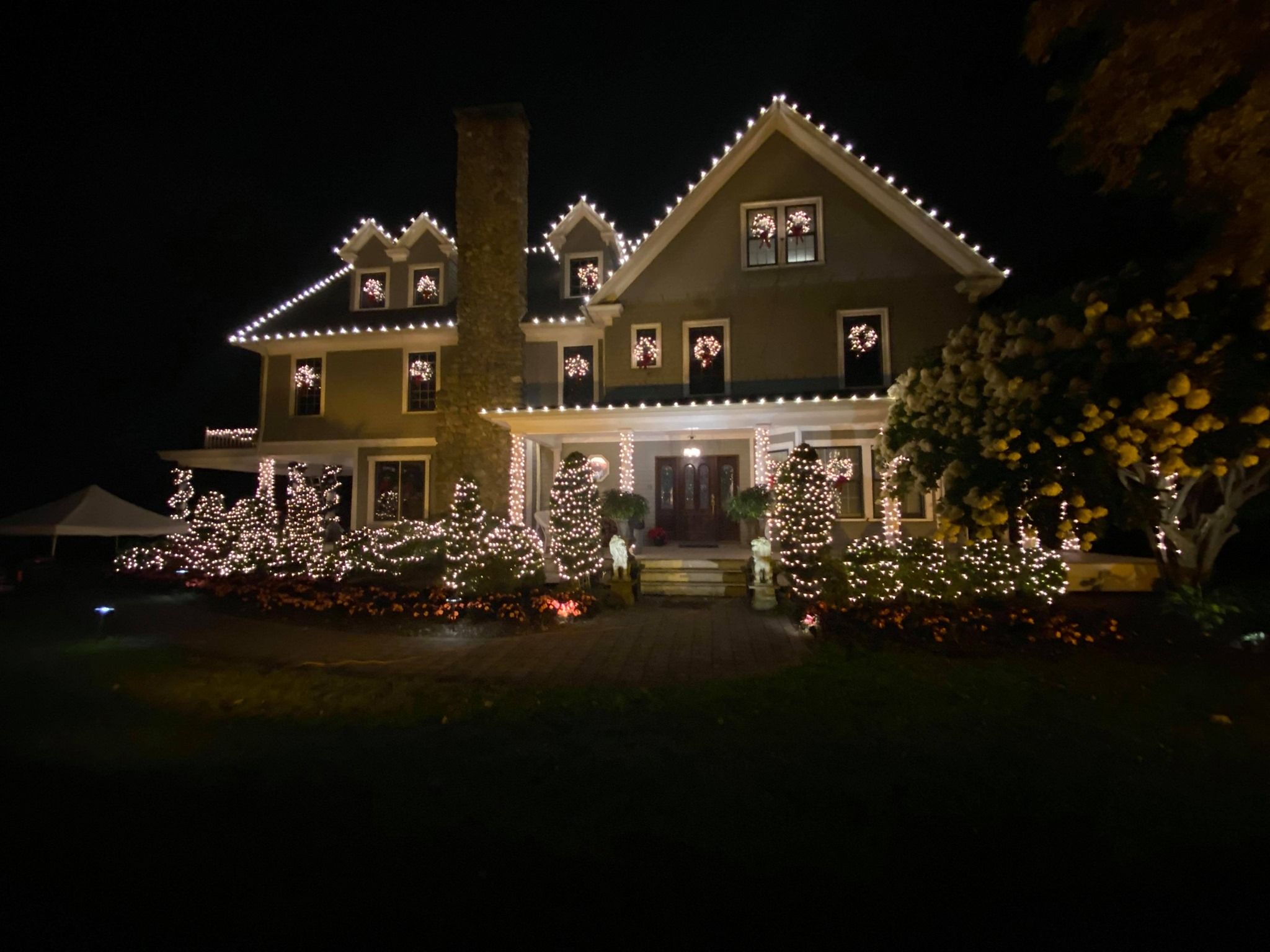 Light Installation for Christmas Light Installers in Indianapolis, IN