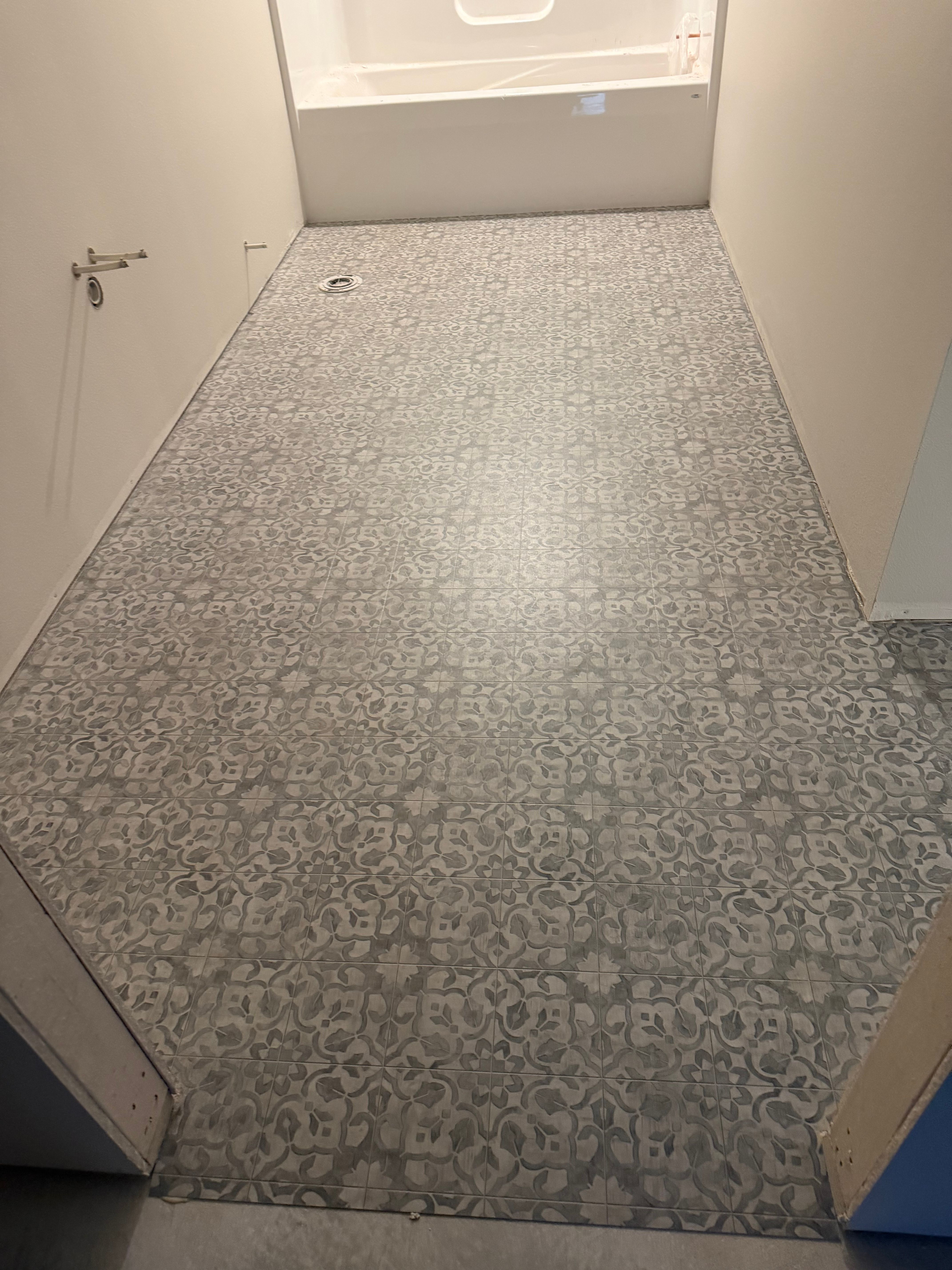  for R. Royal Floors in Royalton, MN