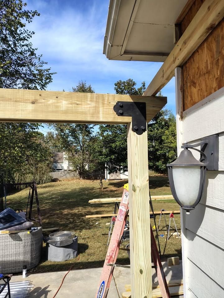  for Michael Helm Services @solutions in Rydal, GA