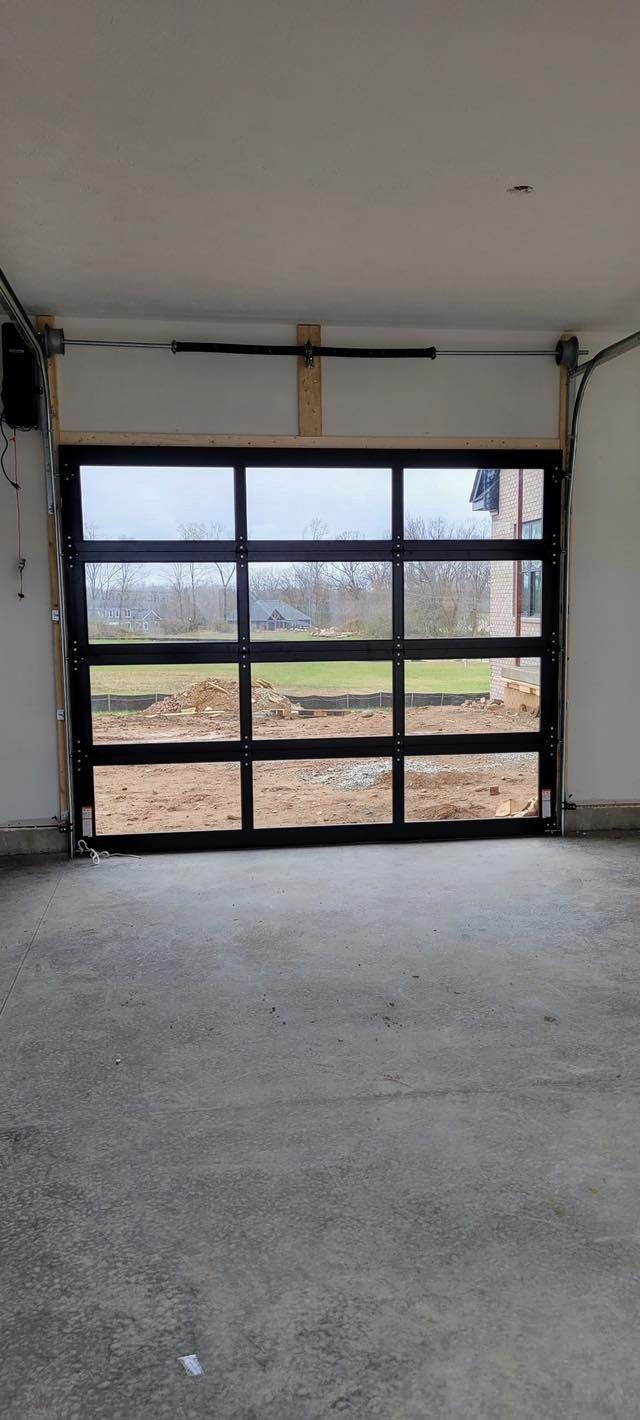  for Roby's Door Service in La Grange, KY