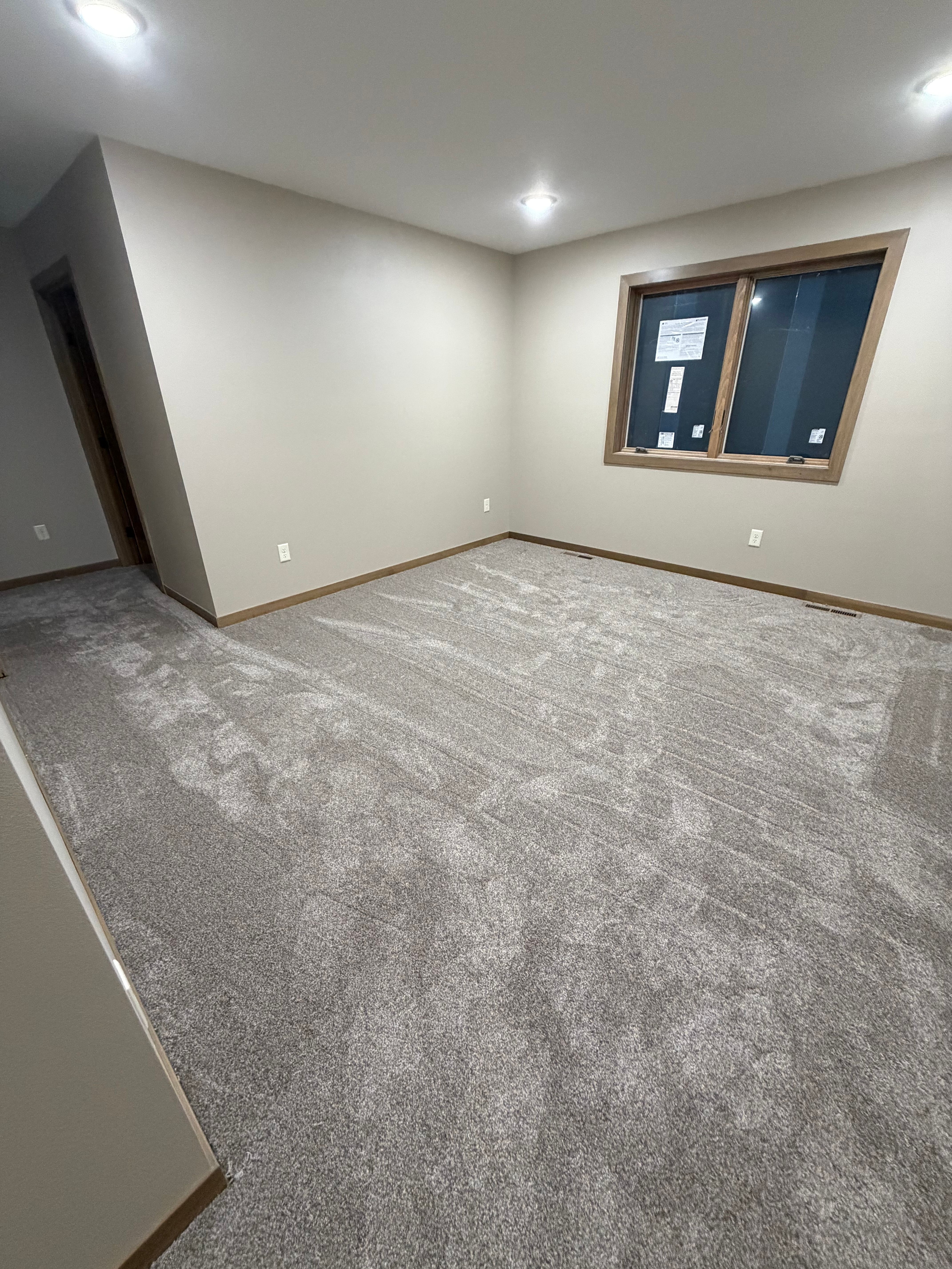  for R. Royal Floors in Royalton, MN