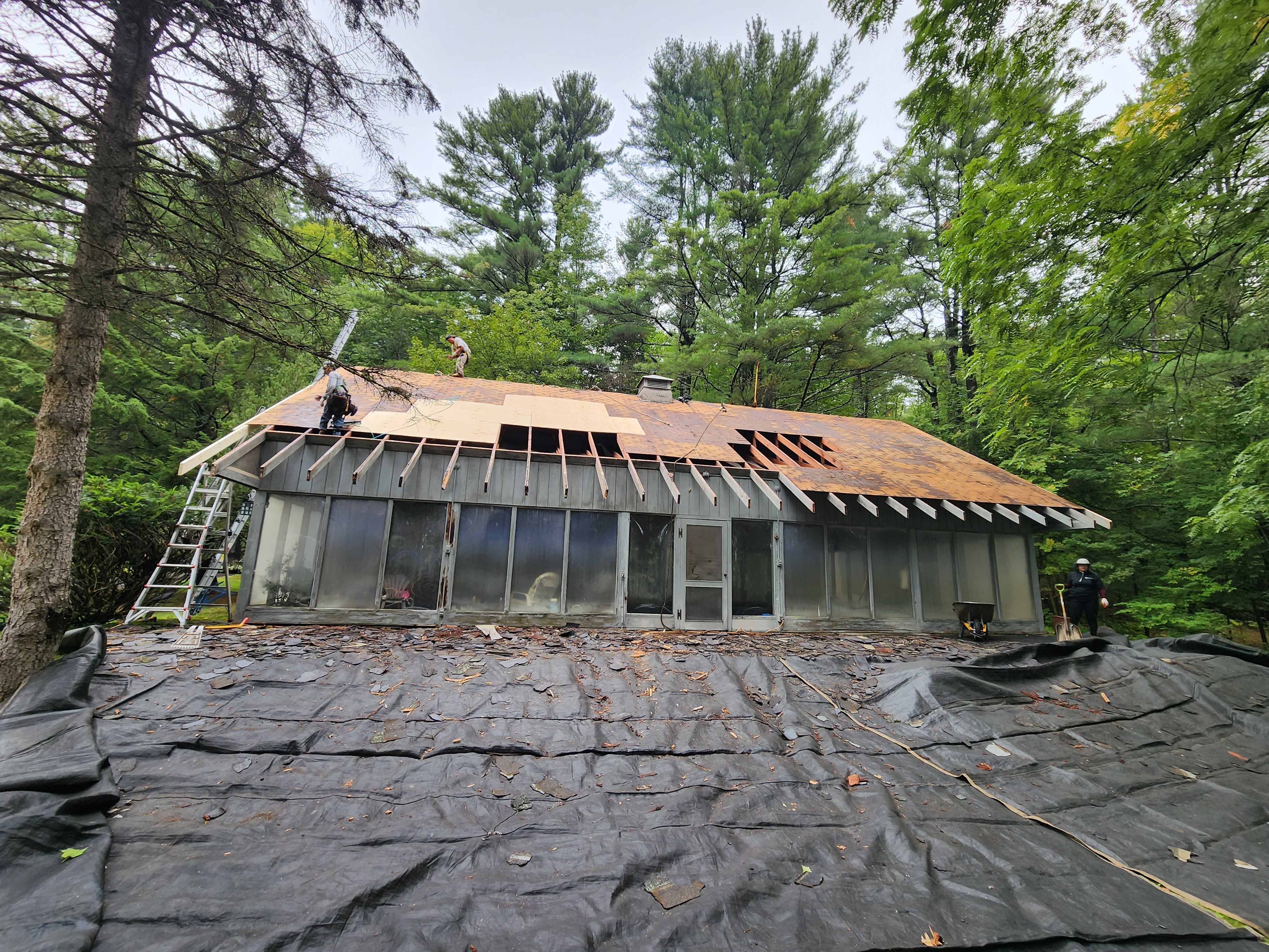 Roofing for Jalbert Contracting LLC in Alton, NH