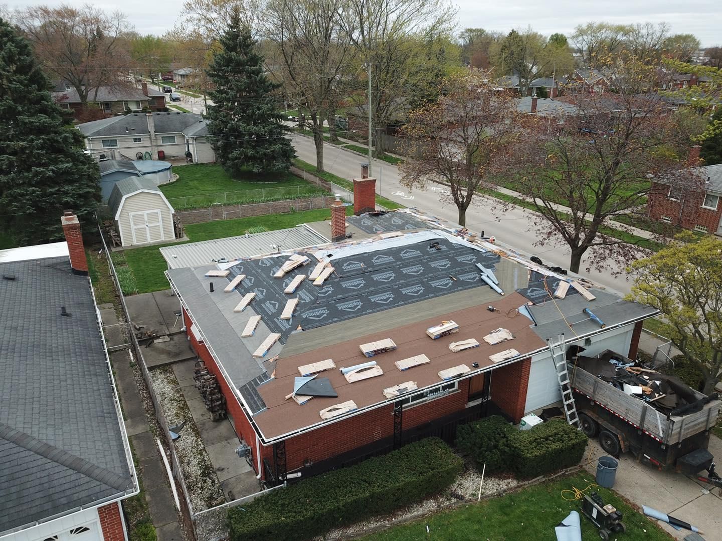  for DKZ Roofing LLC in St. Clair Shores, MI