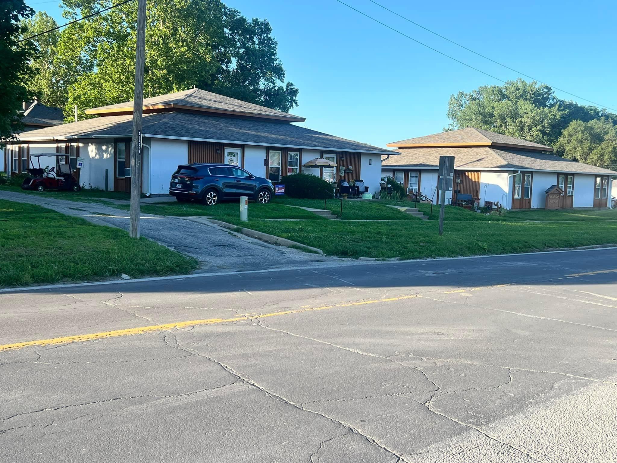  for Full Roof  in Saint Joseph, MO