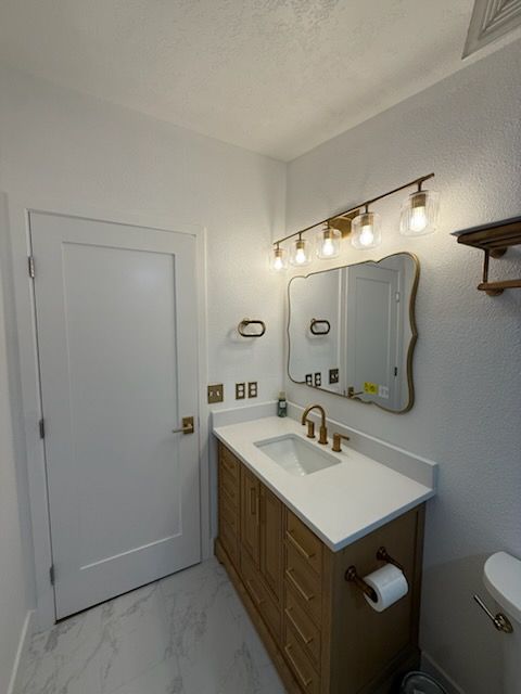  for Custom Valley Construction   in Sunnyside, Washington