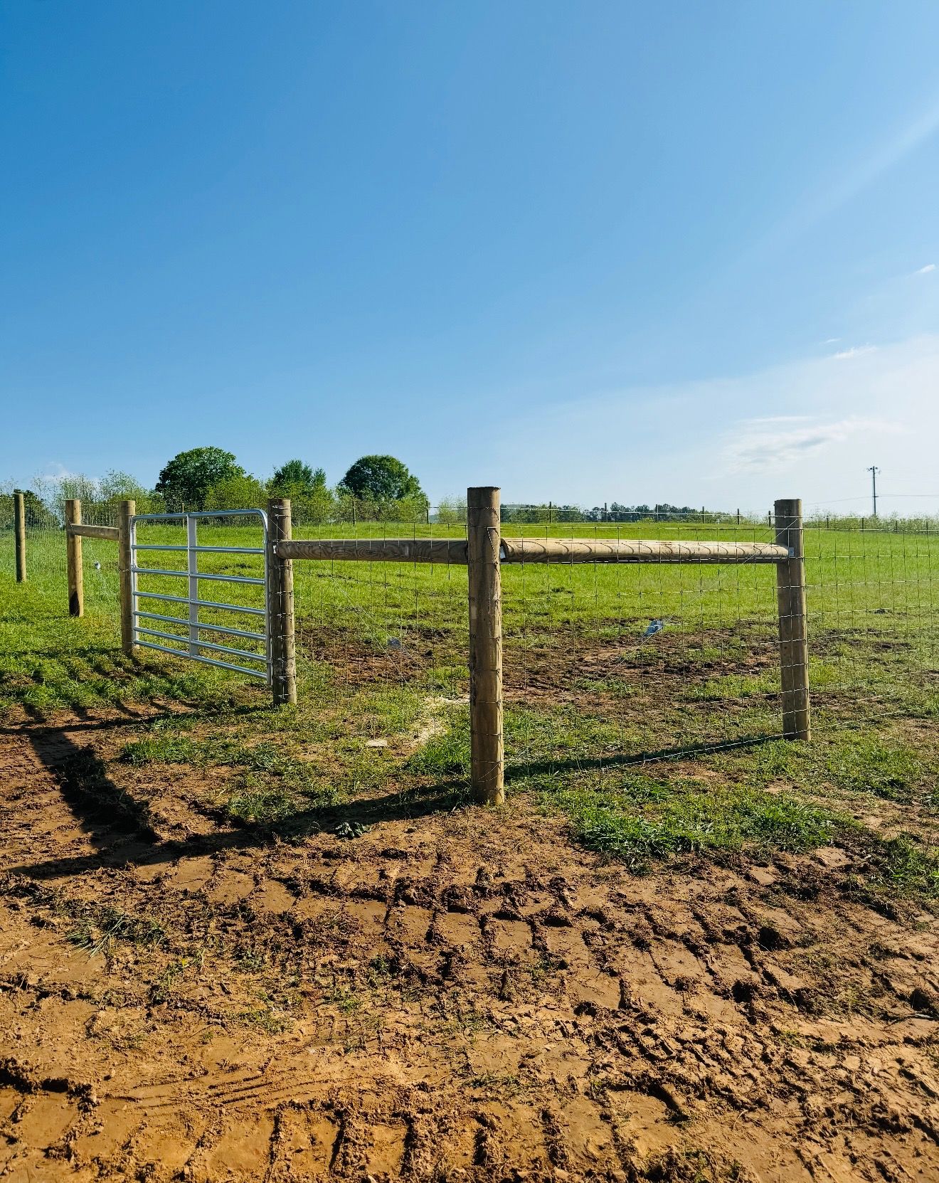 Fences for Ap’s Fencing in McMinnville, TN
