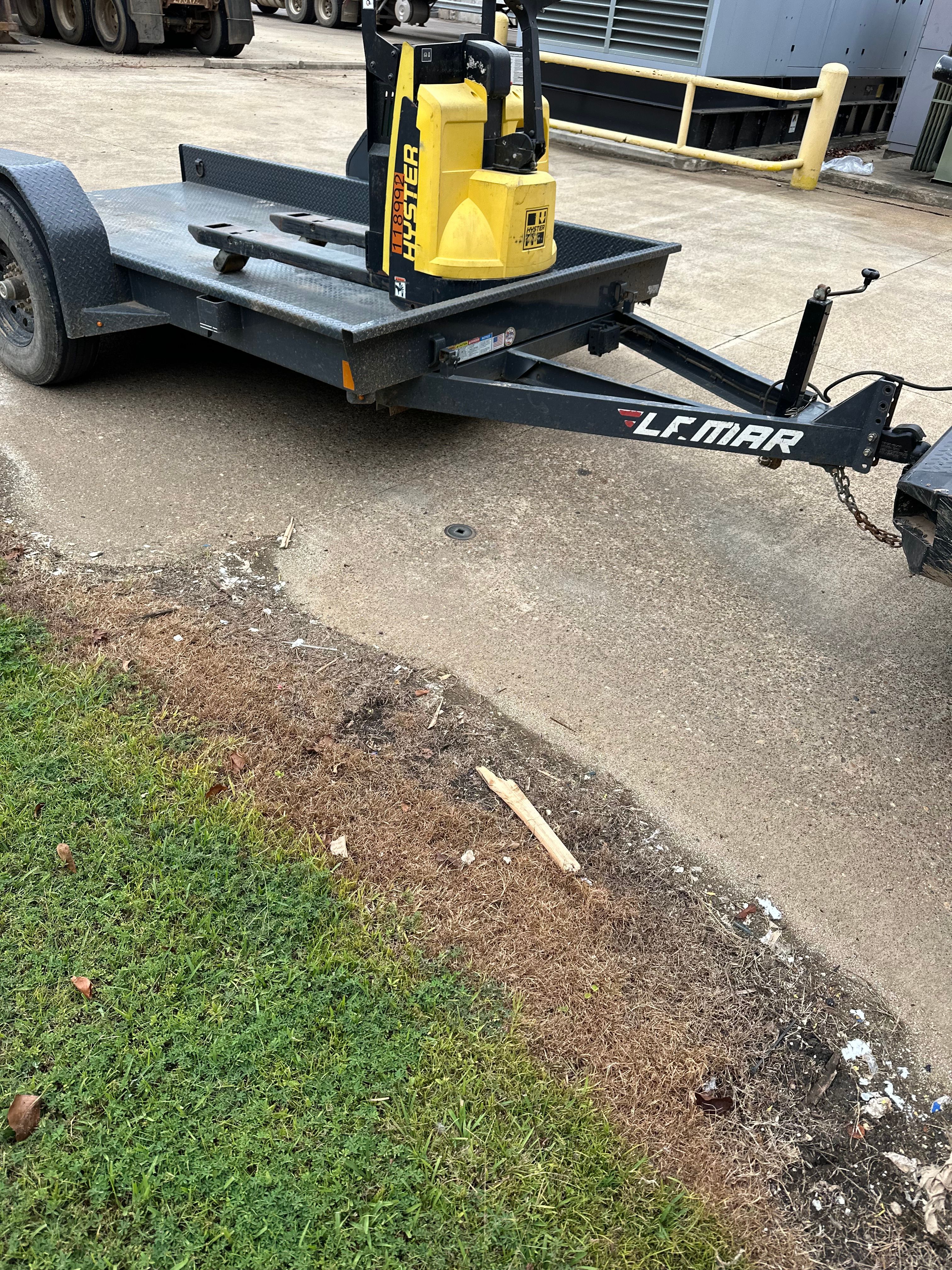 Rental Equipment  for JUSTIN JACQUES LLC DBA DOUBLE J EXCAVATION in Nashville, AR