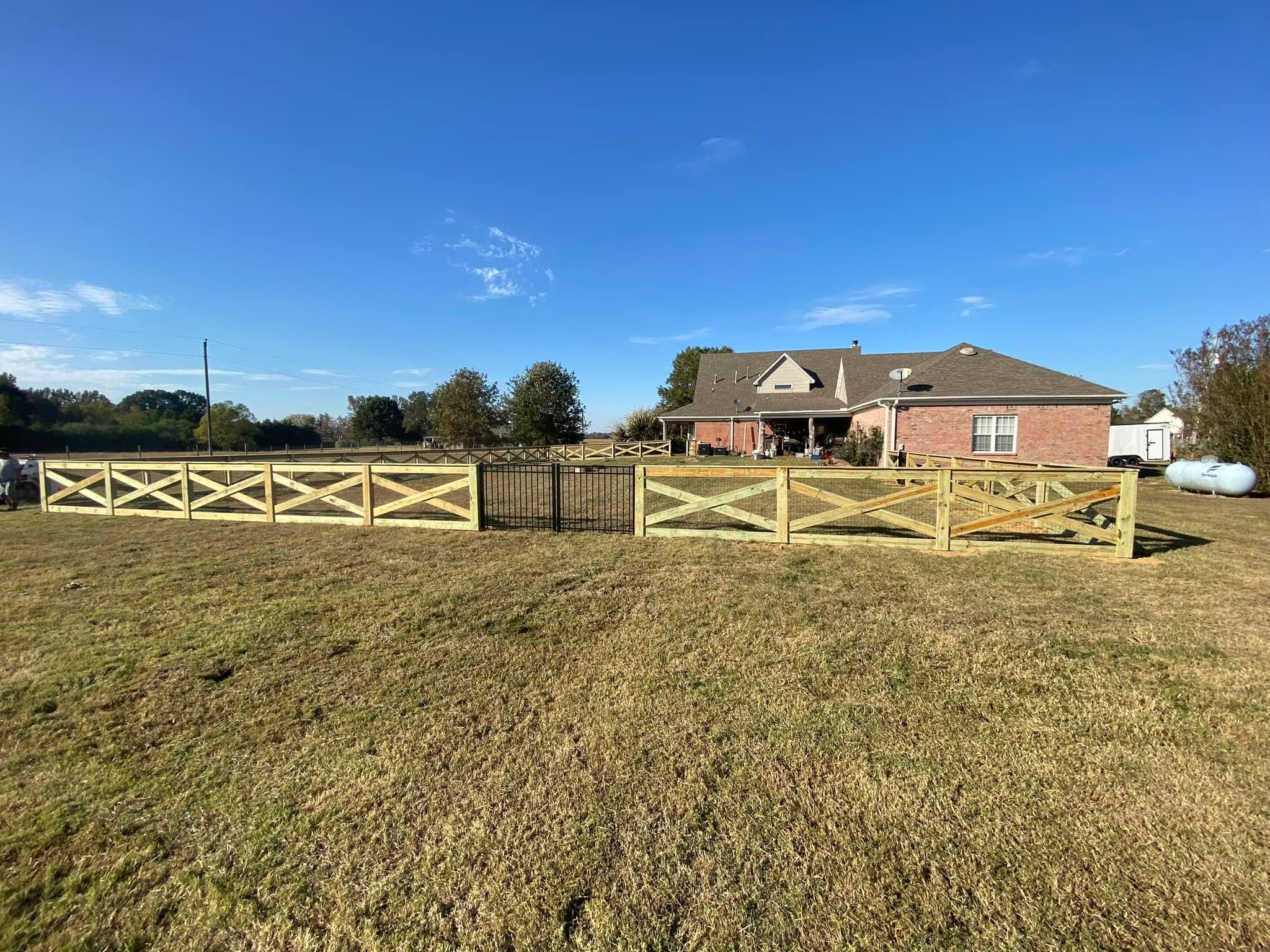  for Manning Fence, LLC in Hernando, MS