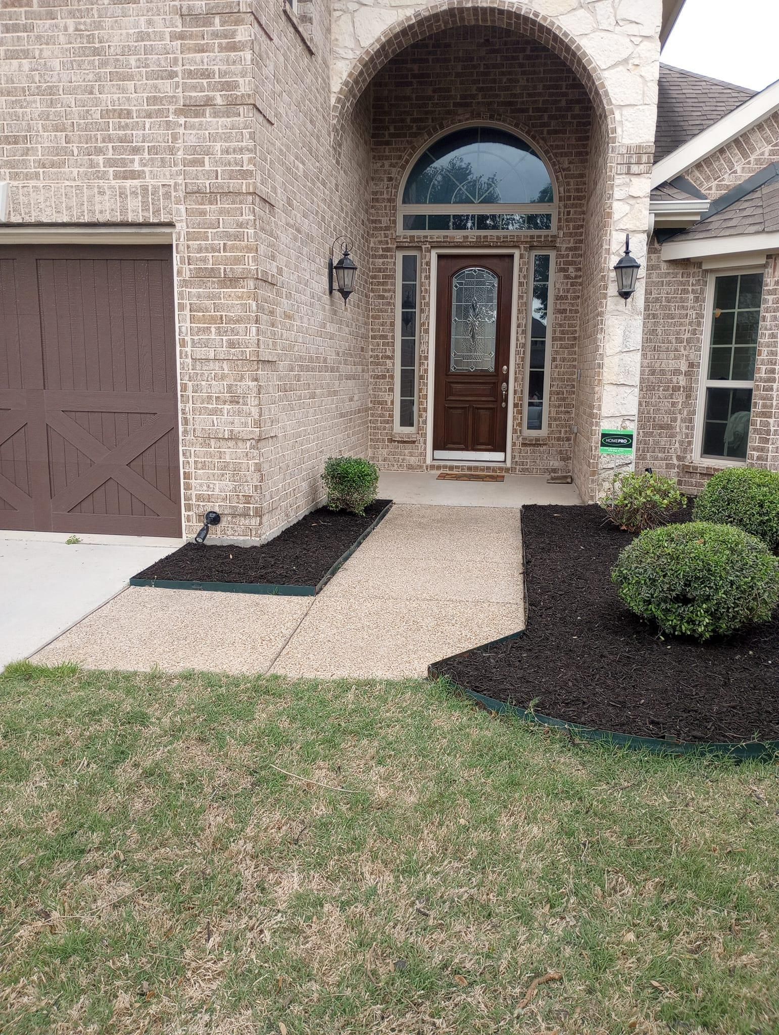 Mowing for Emergency Yard Care LLC in Waxahachie, TX
